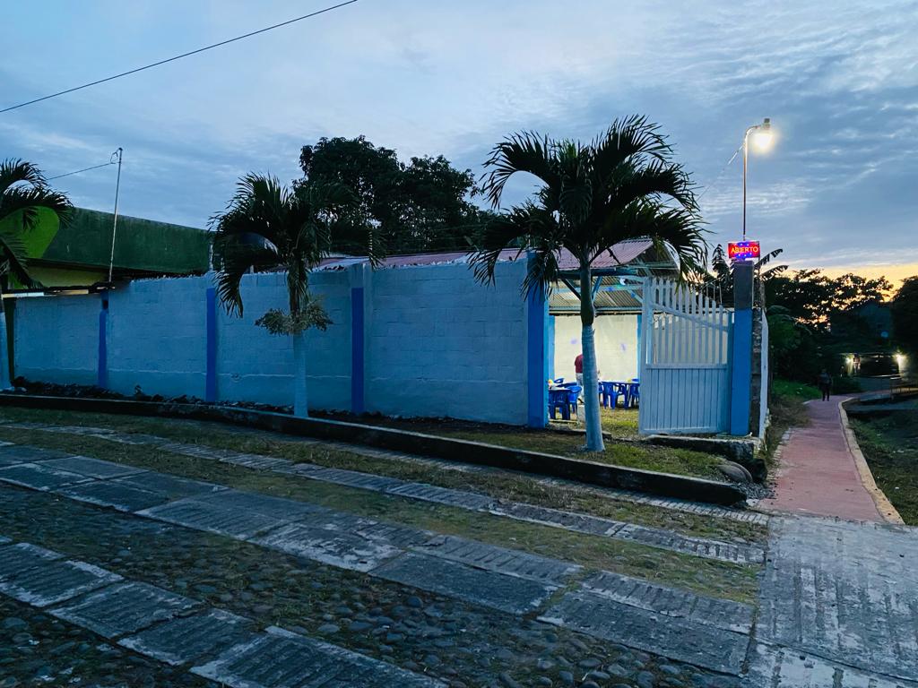 El Anzuelo Restaurante familiar image 2