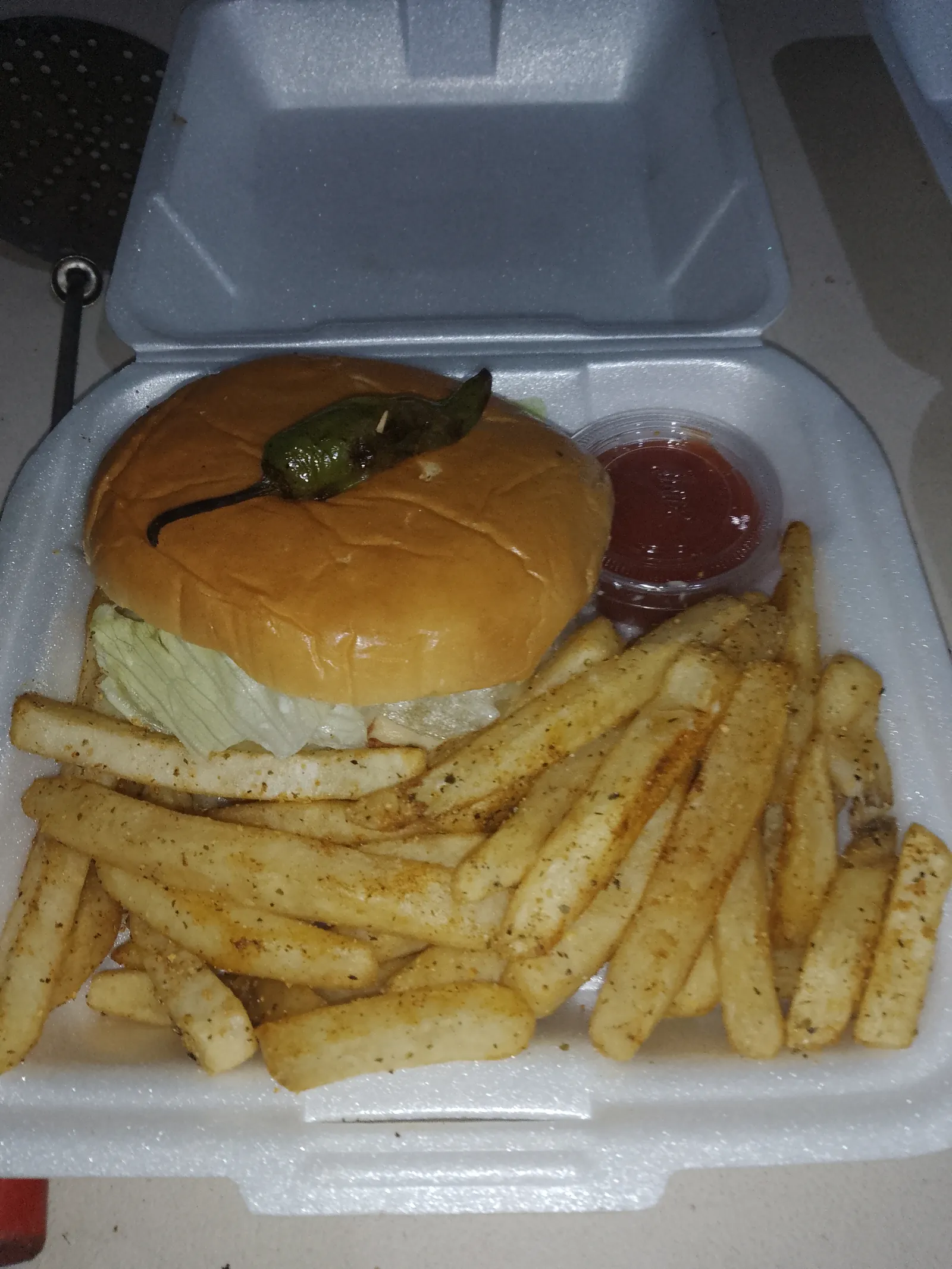 Hunger House sports Bar & Grill image 2