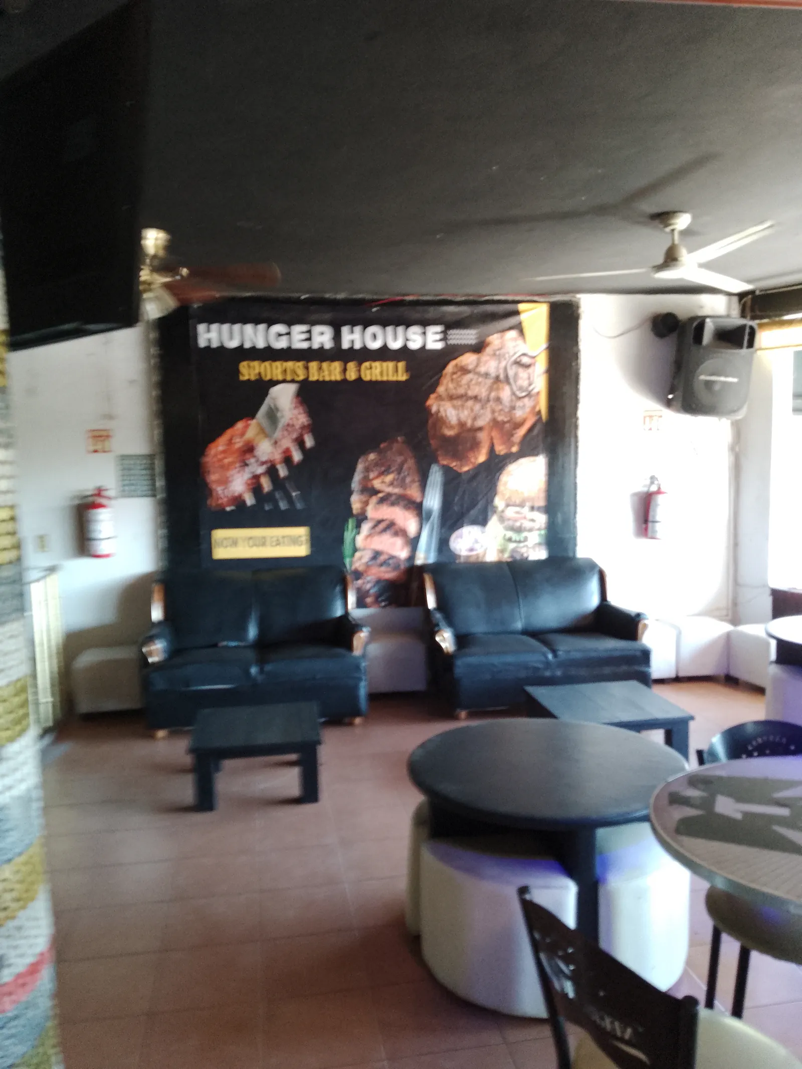 Hunger House sports Bar & Grill image 4