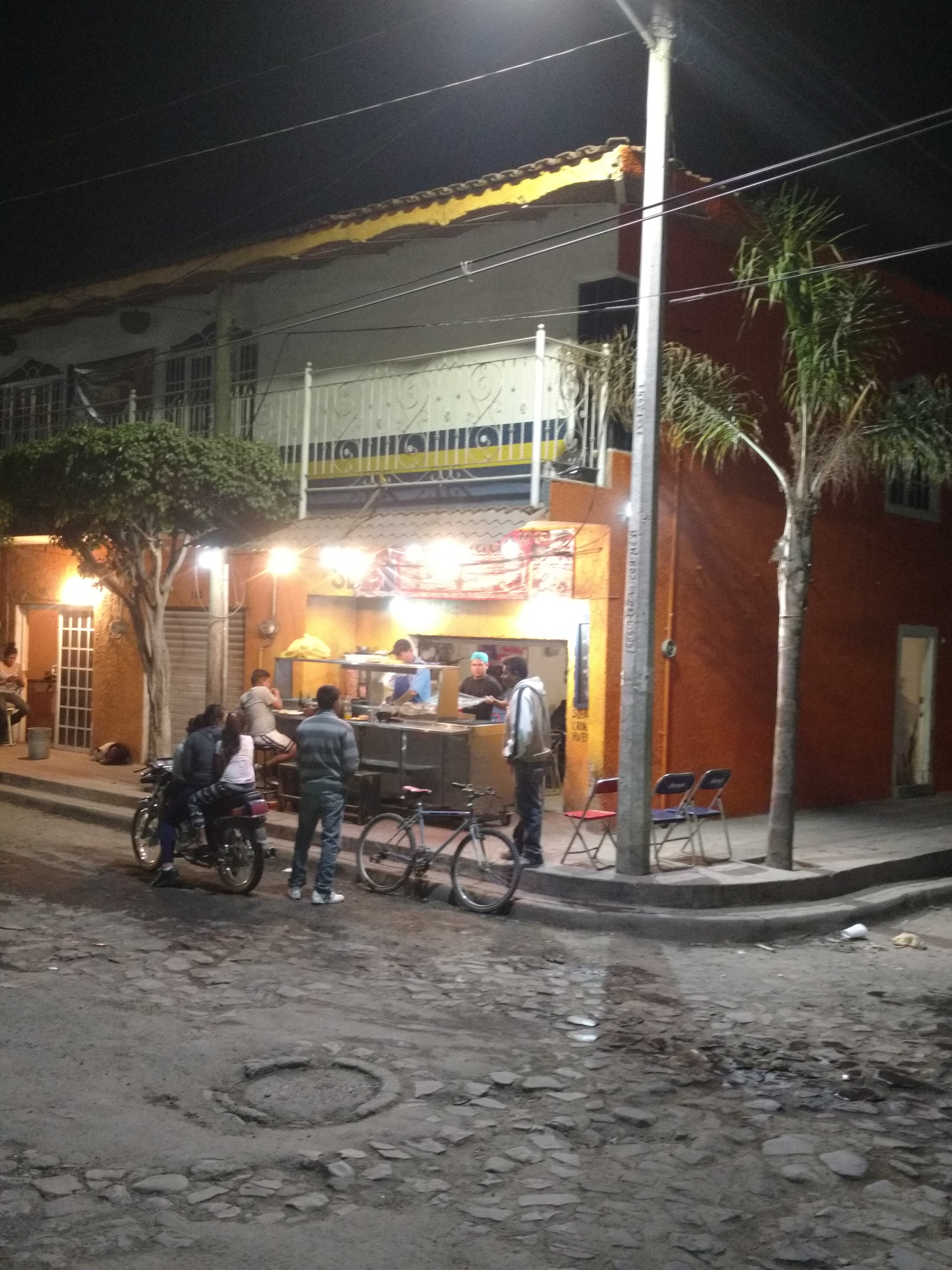 Taqueria El Cuñado image 2