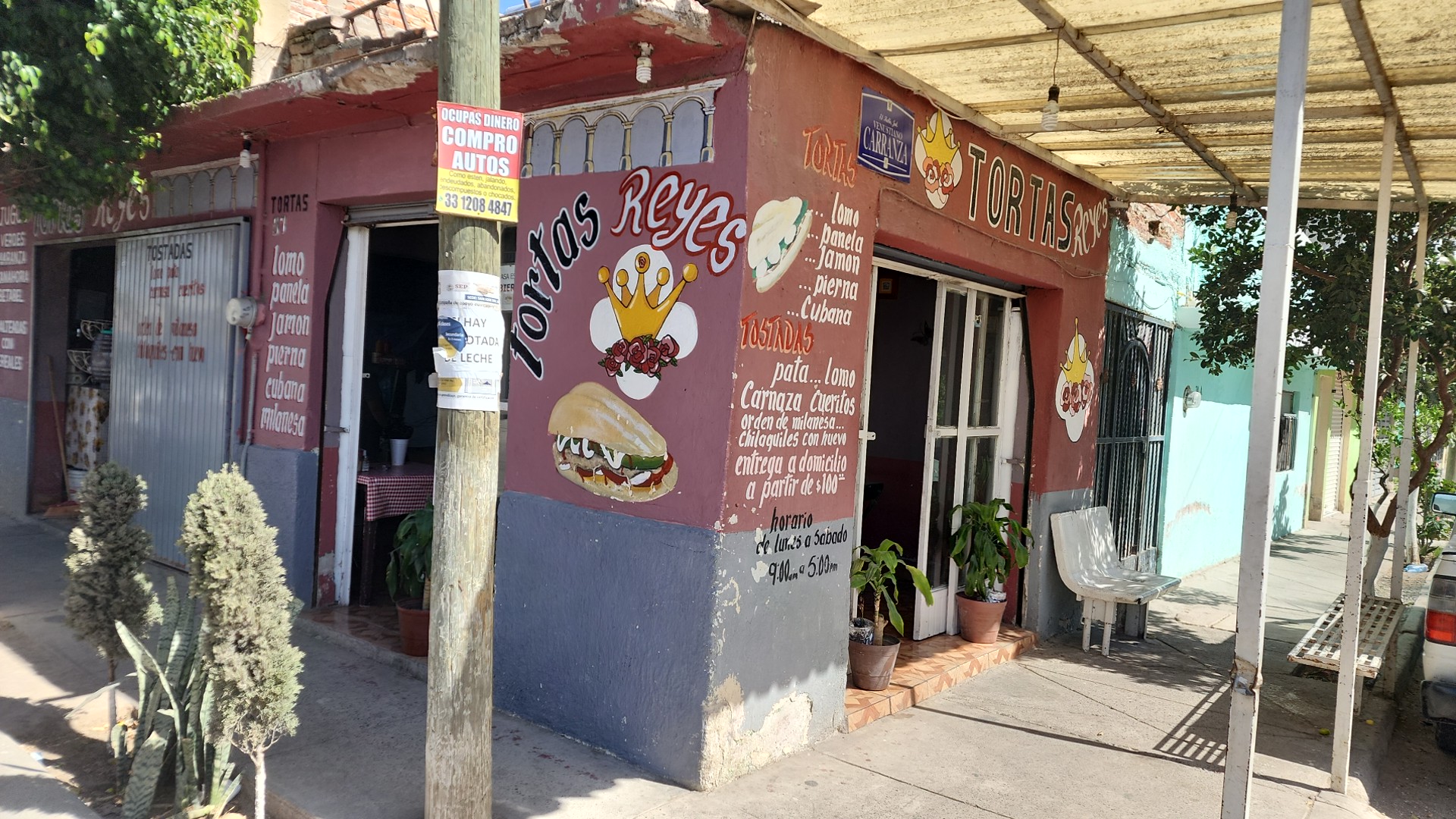 Tortas Reyes image 1