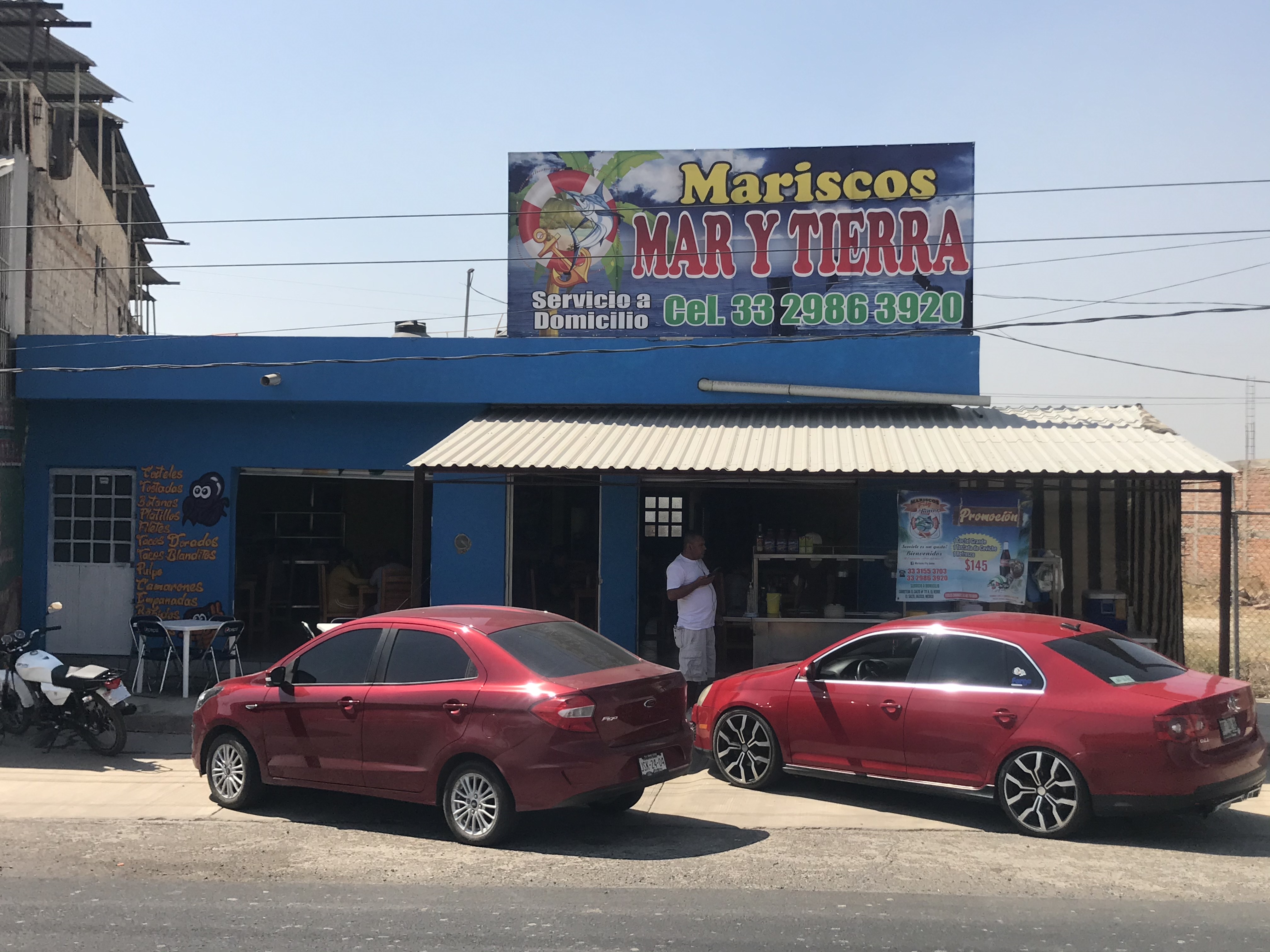 Mariscos Mar Y Tierra image 1