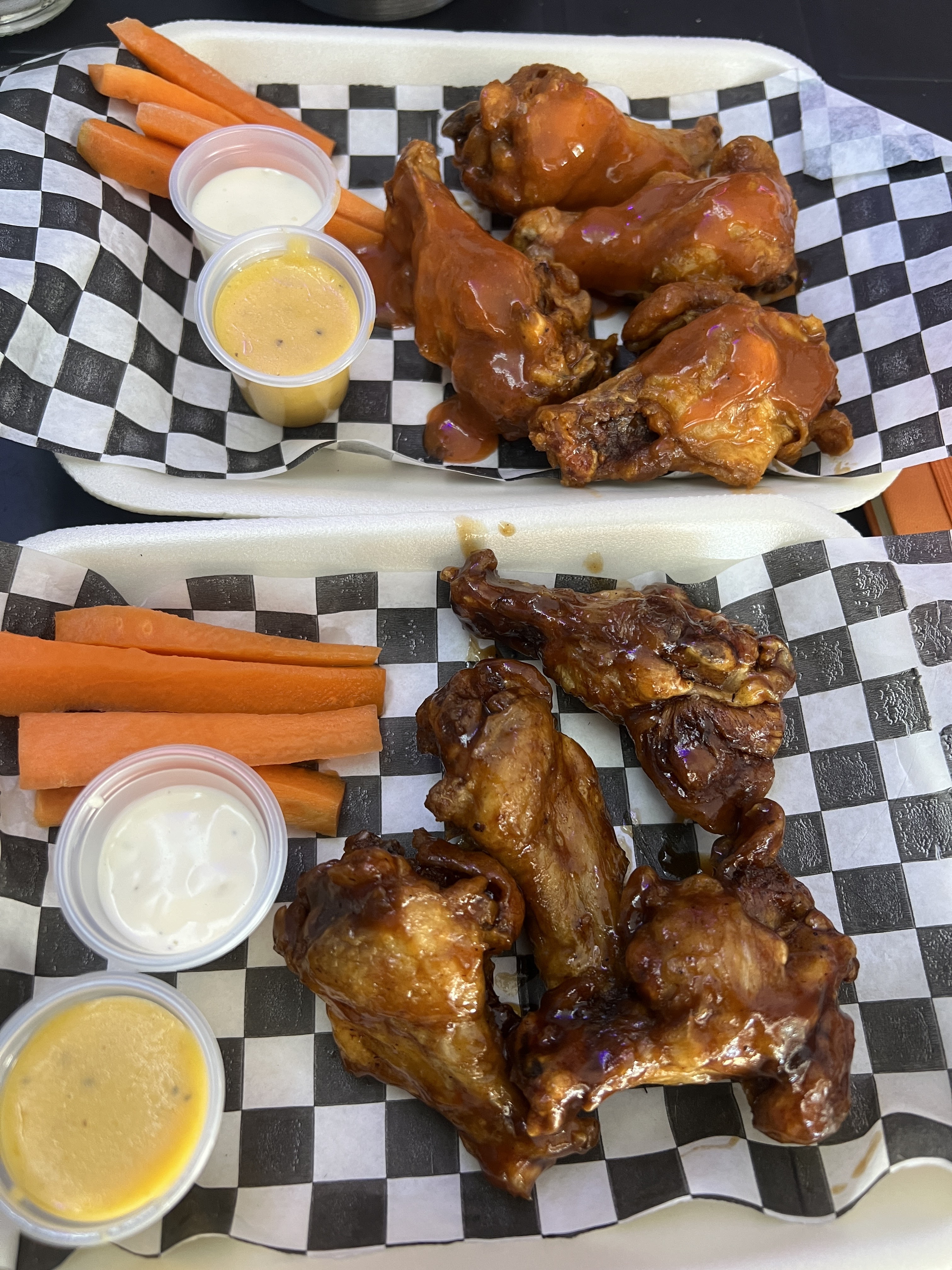 Leos Drink’S (Alitas y Botana) image 3