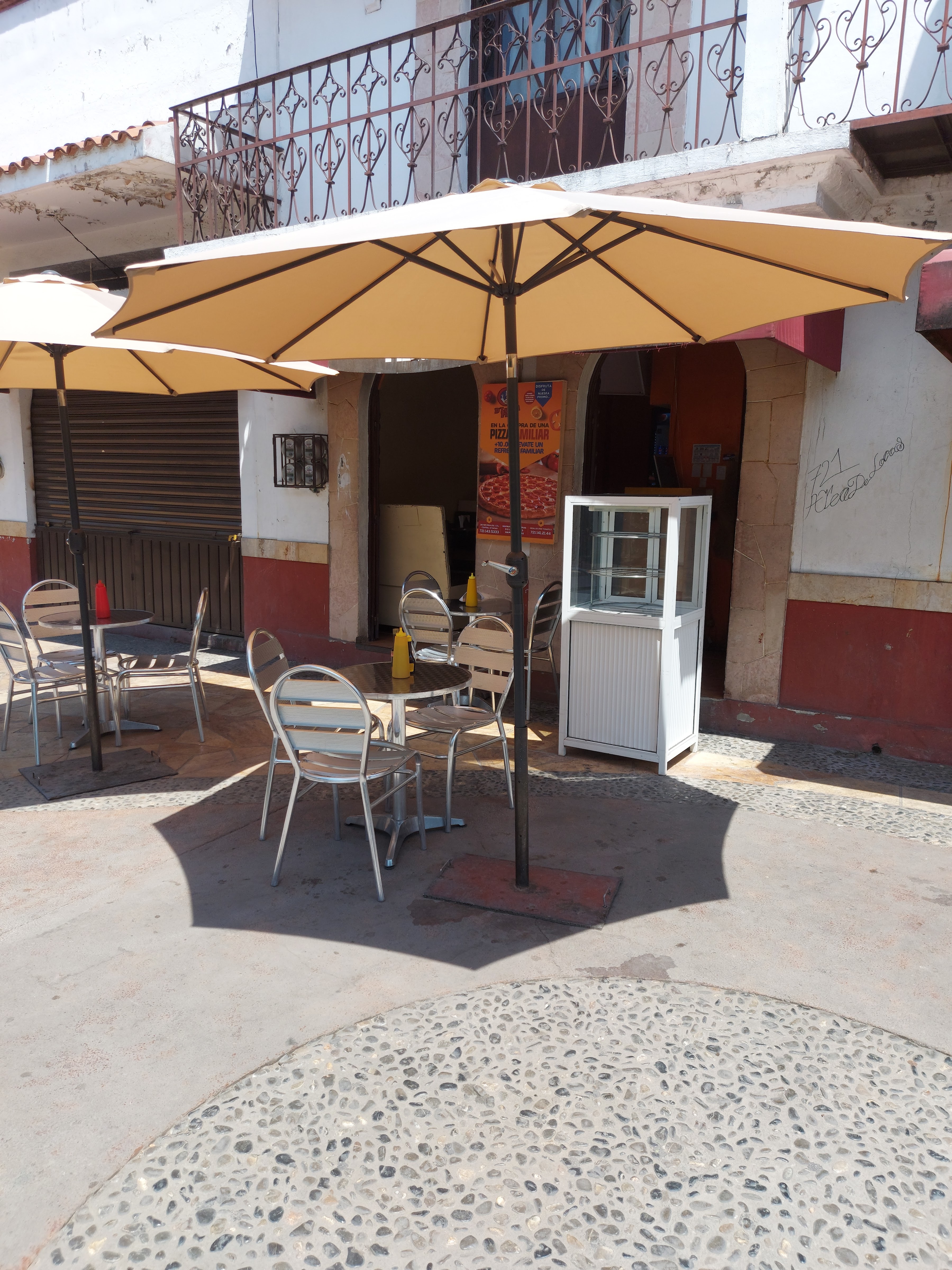 D' Luigui Pizza image 1