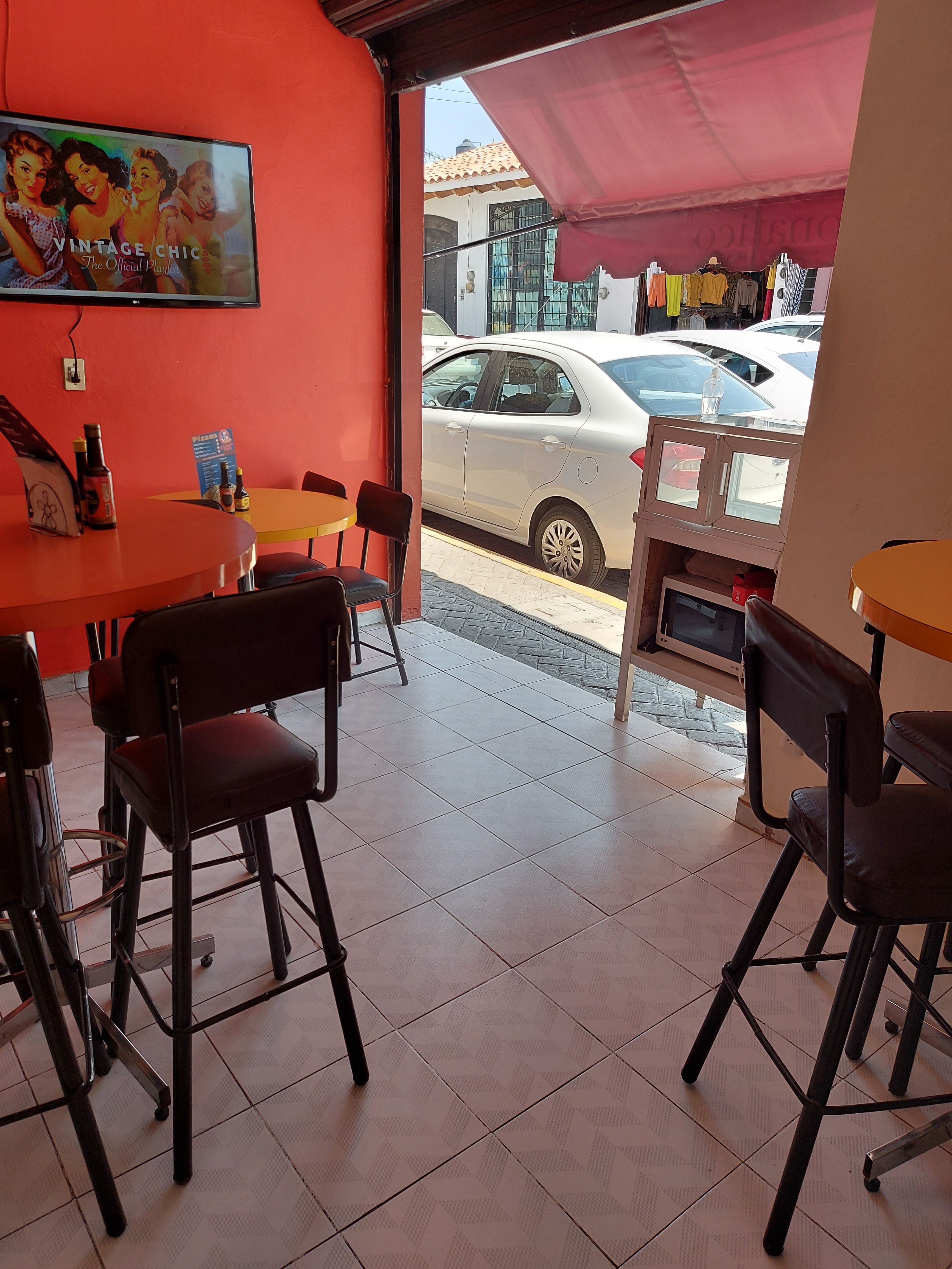 D' Luigui Pizza image 5