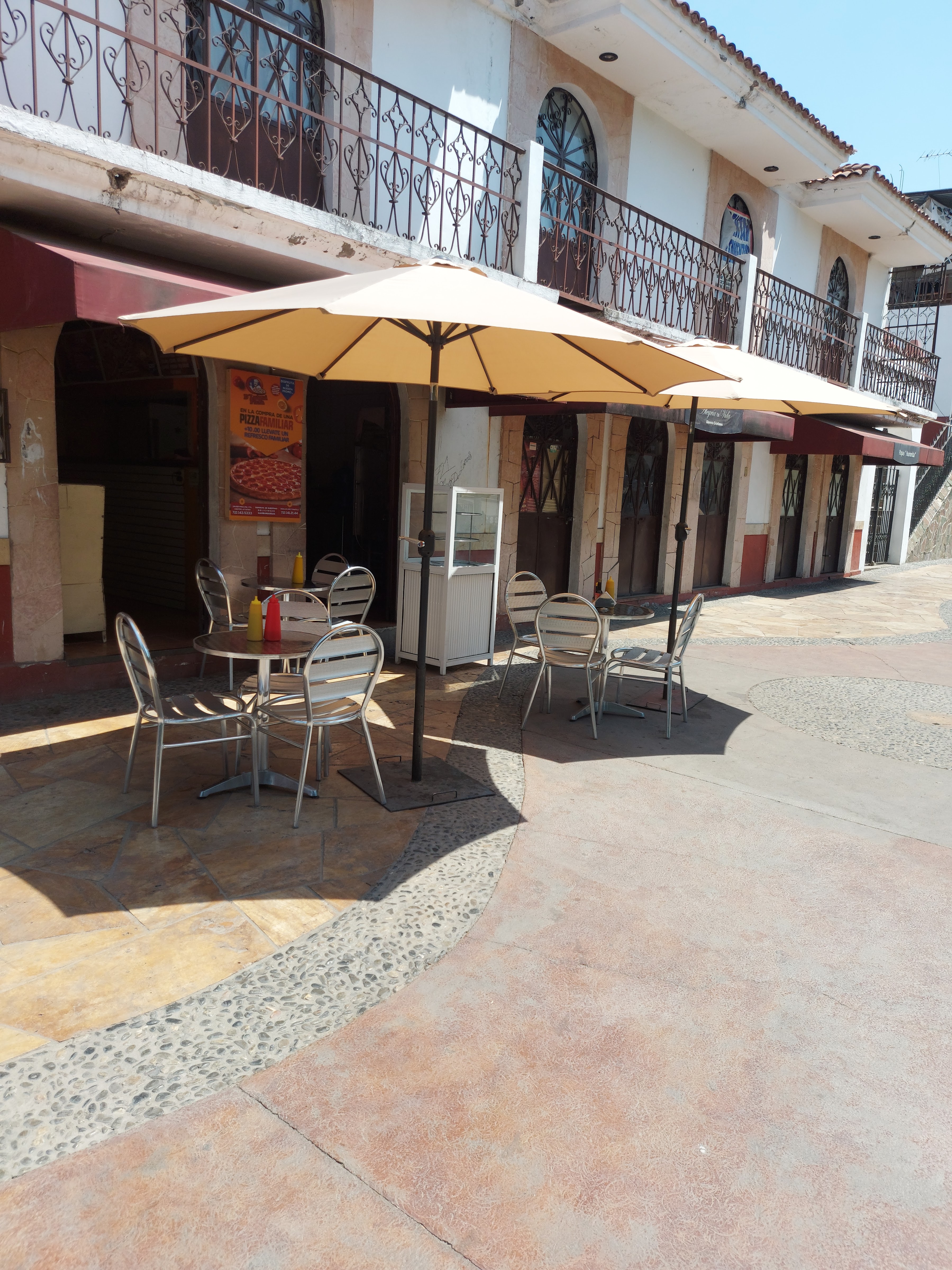 D' Luigui Pizza image 6