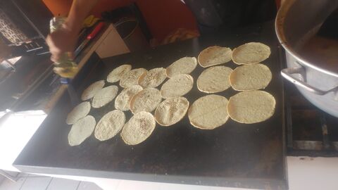 Taqueria Los Güeros image 3