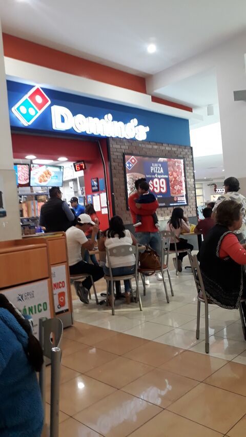 Domino's Cruz Del Sur image 2