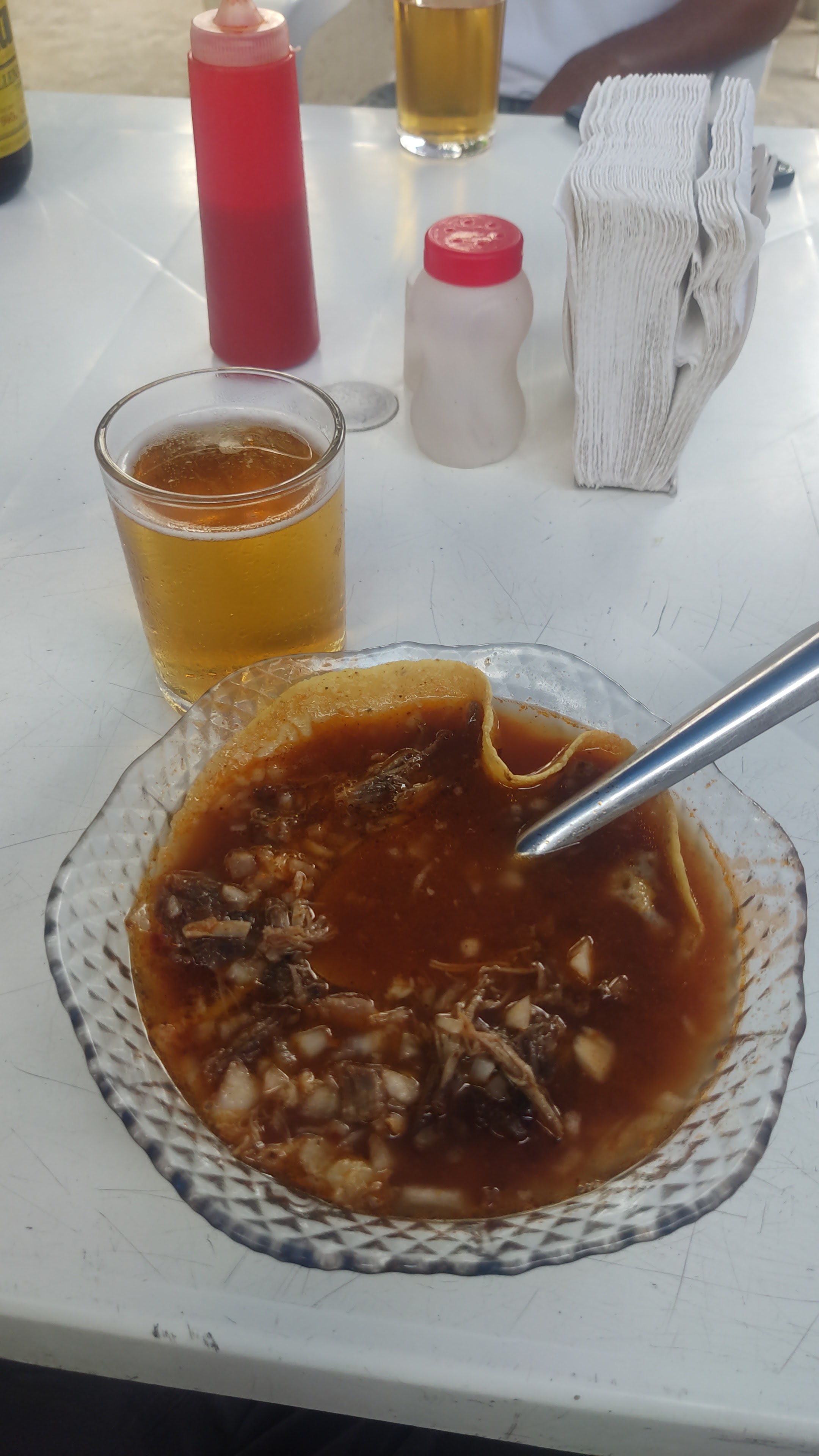 "Birriería los Jayados" Especialidad en chivo,res y cerdo. image 2