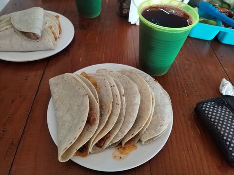 Tacos de canasta El güero 2 image 1