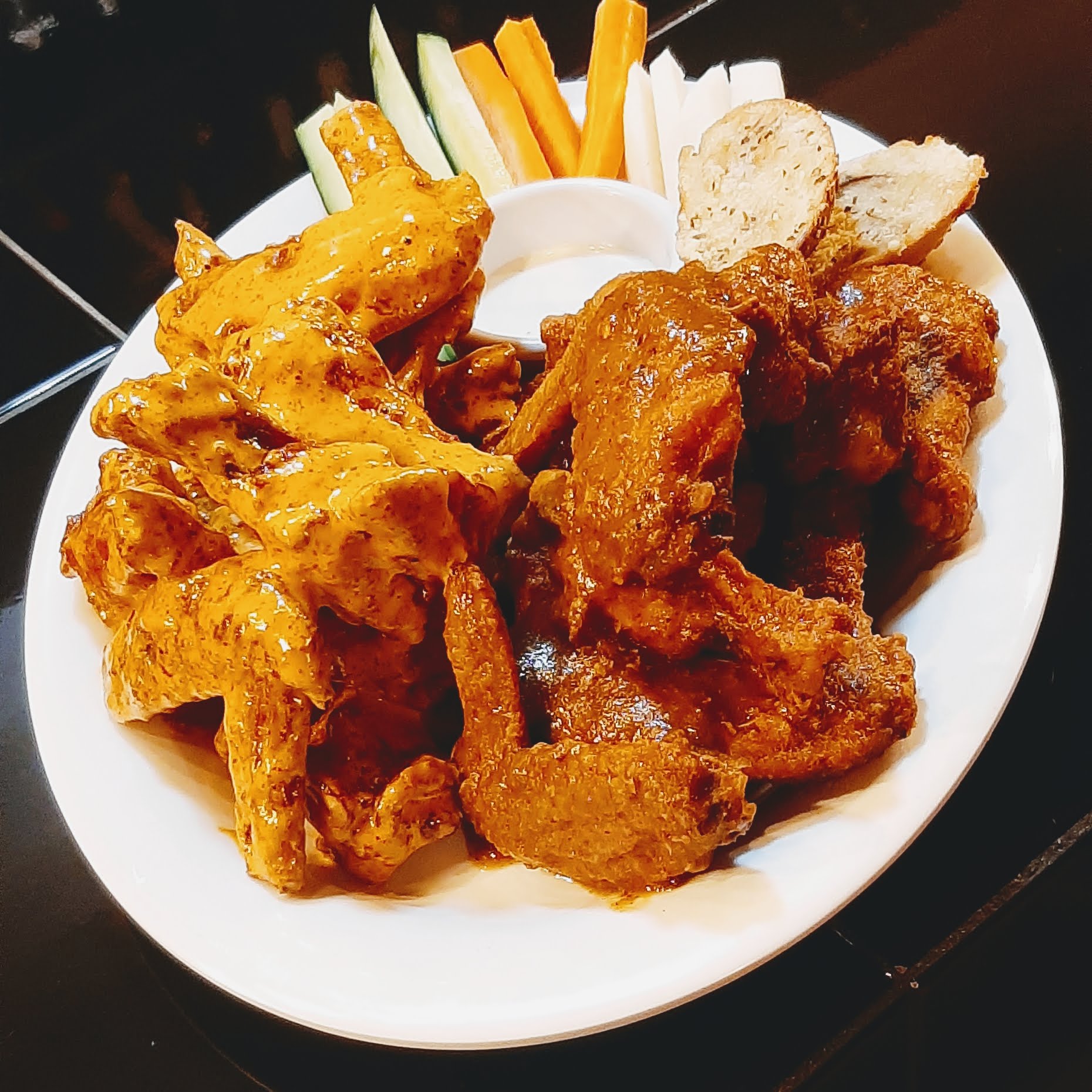 Juannas Pizza Ristorante Bar image 2