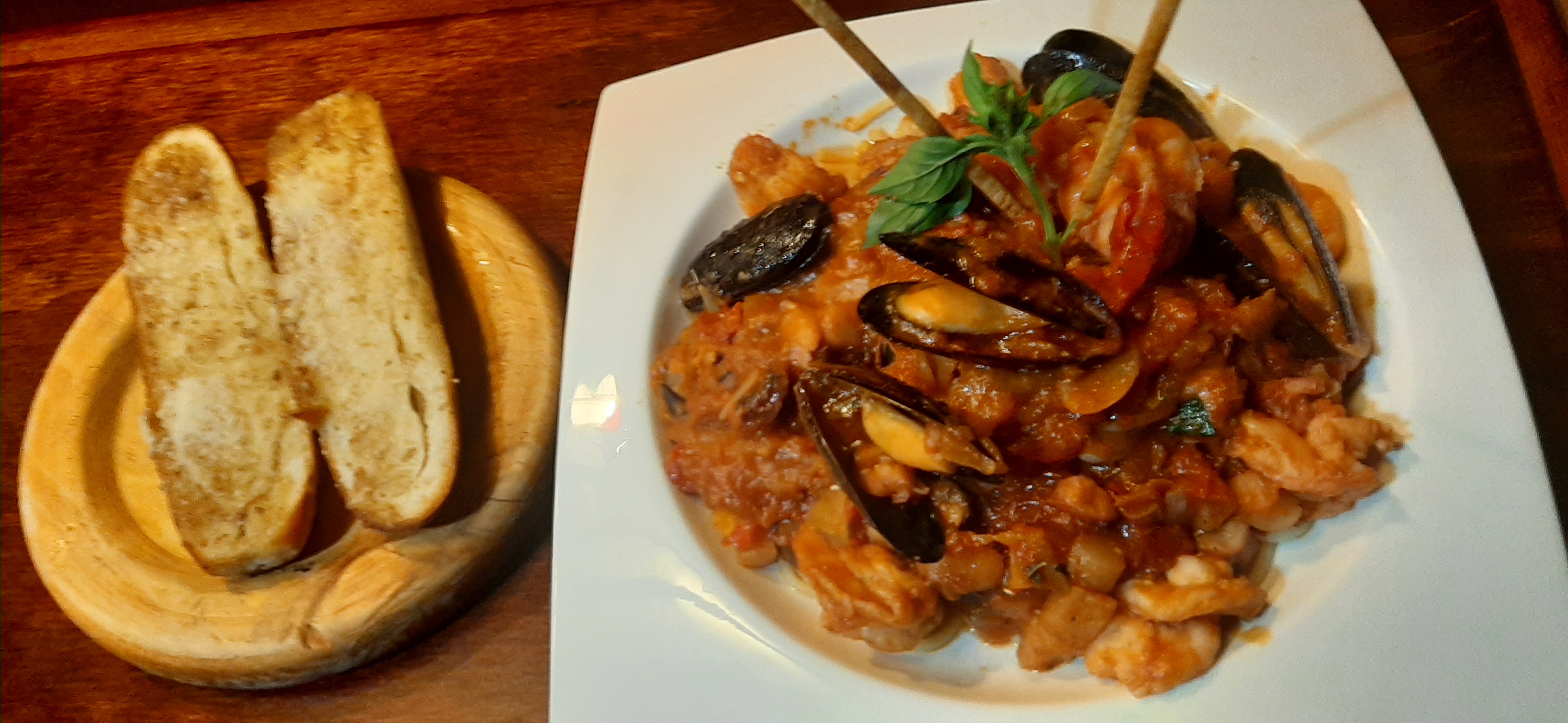 Juannas Pizza Ristorante Bar image 6