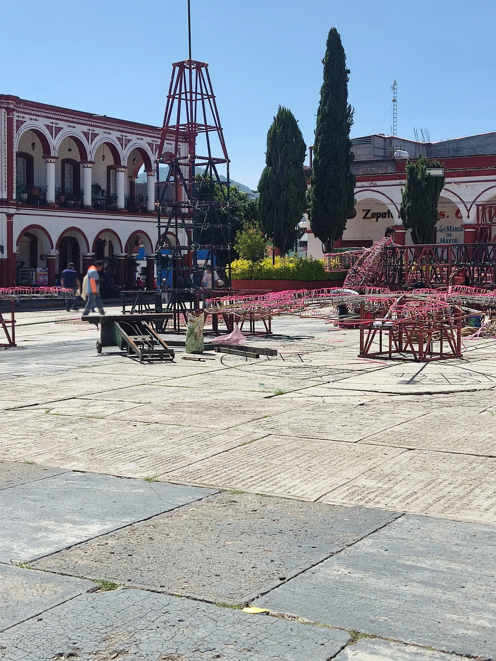 La Soltequita image 10