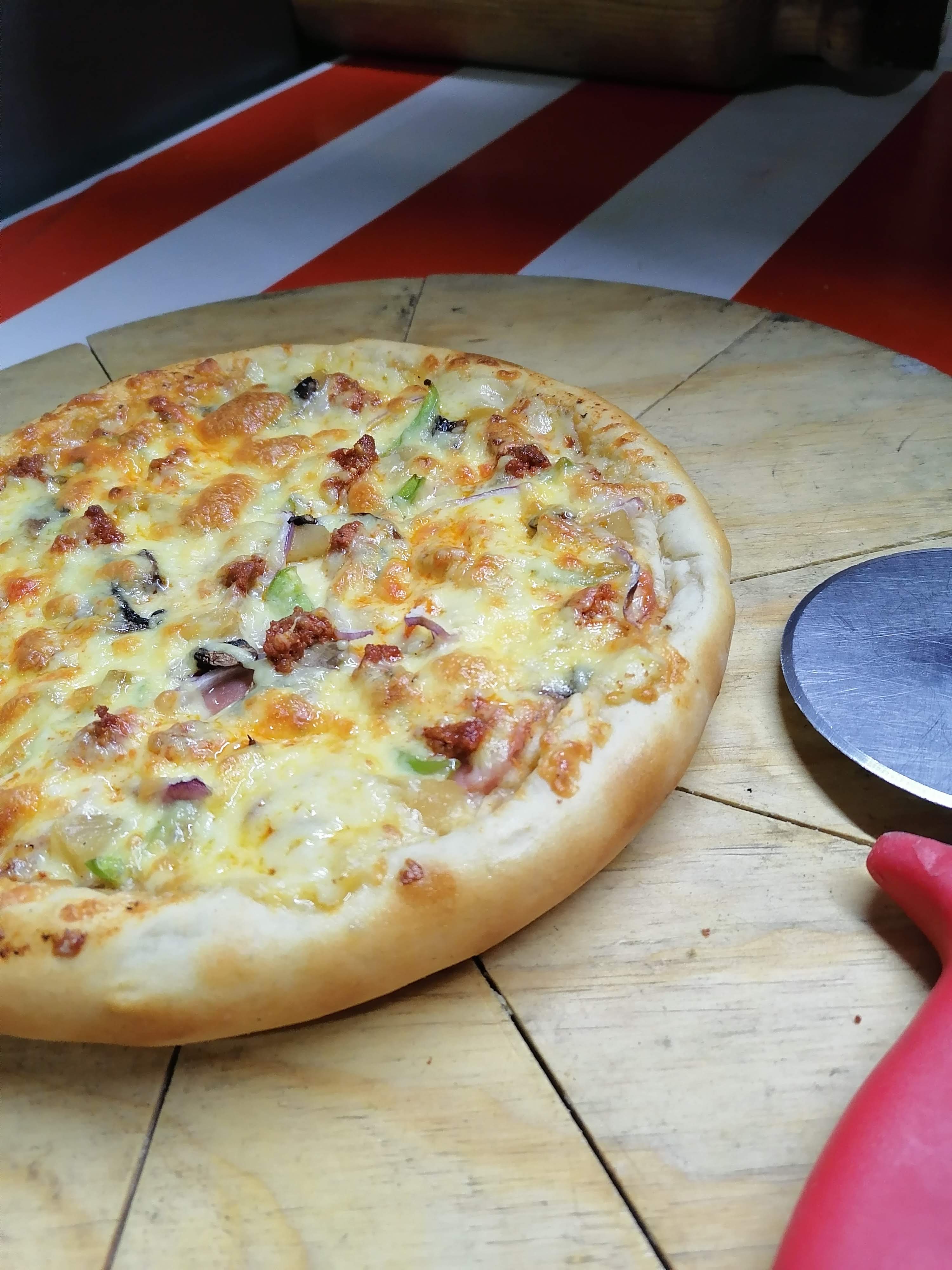 Pizza’s cruz image 6