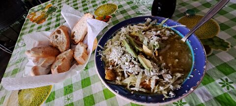 Desayunos, Comida Corrida y Cenaduria "LAS GEMELAS" image 1