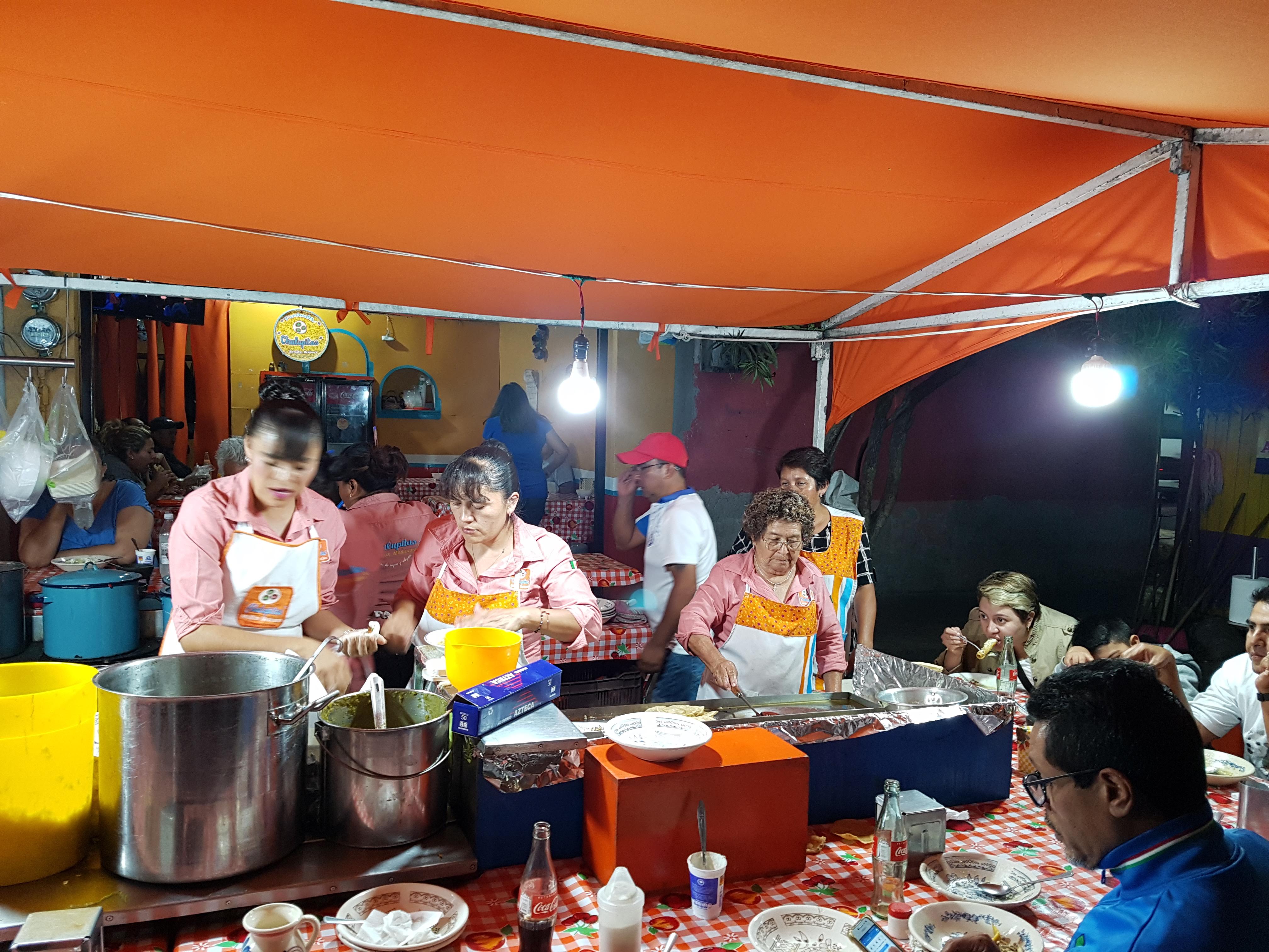 Antojitos Mexicanos "Chalupitas" image 3