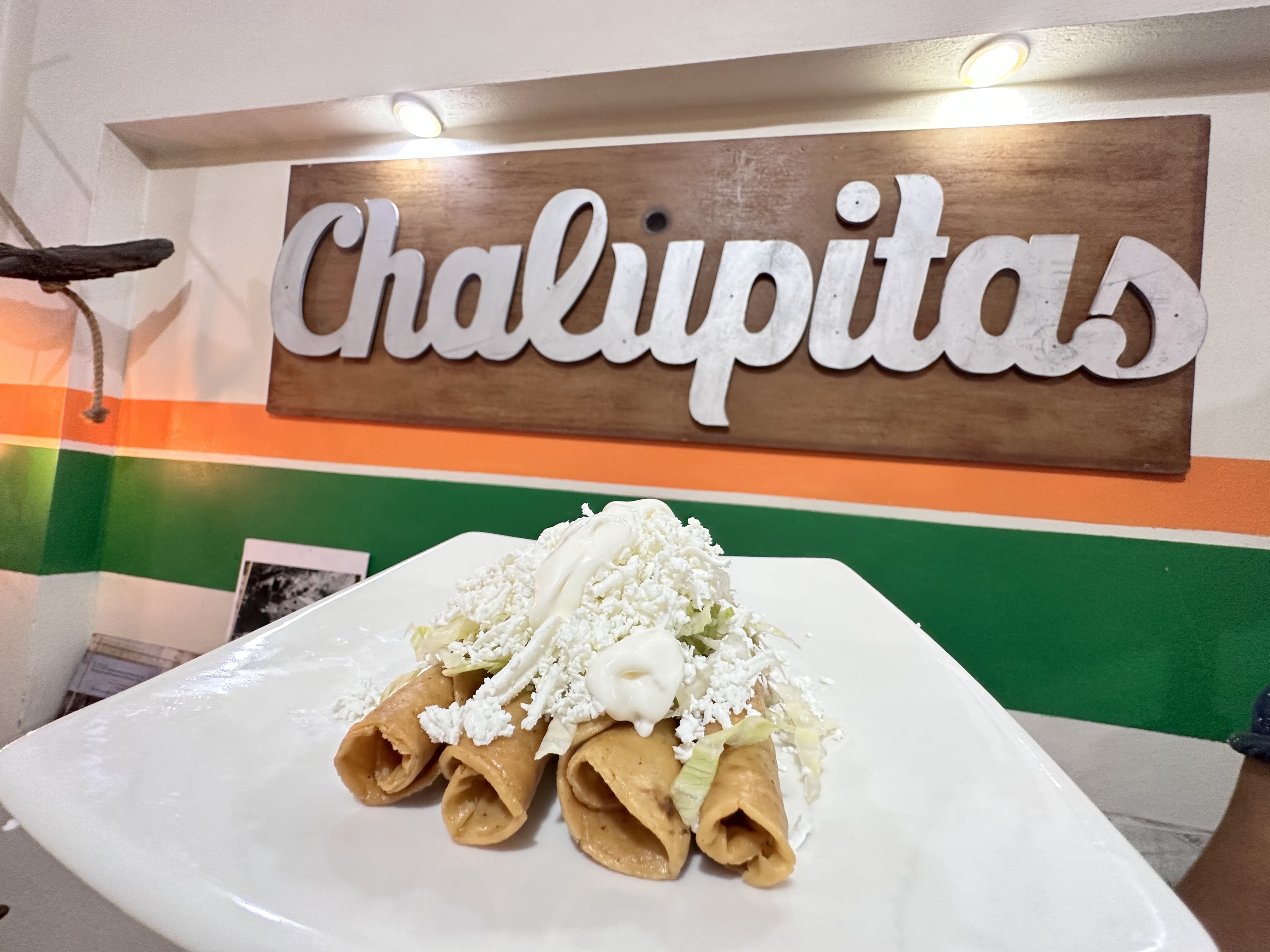 Antojitos Mexicanos "Chalupitas" image 5