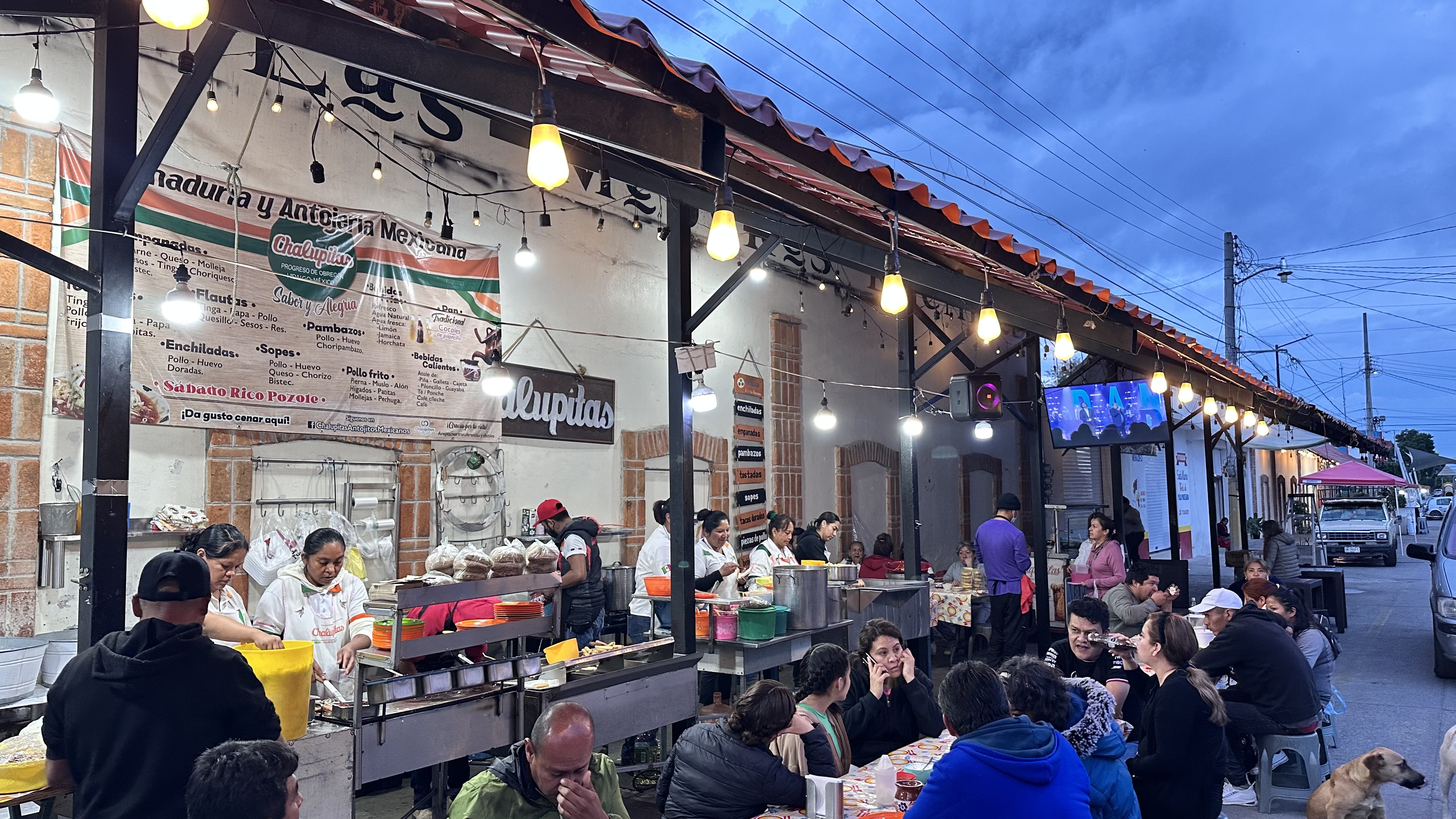Antojitos Mexicanos "Chalupitas" image 7