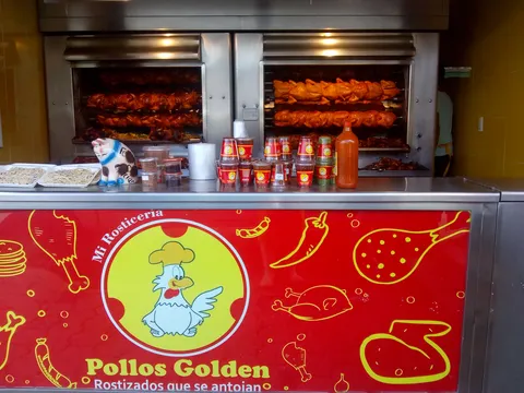 Pollos Golden image 4