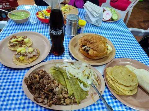 Taqueria La Más Buscada image 1