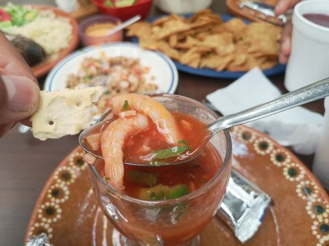 Alis y Manolo mariscos image 8