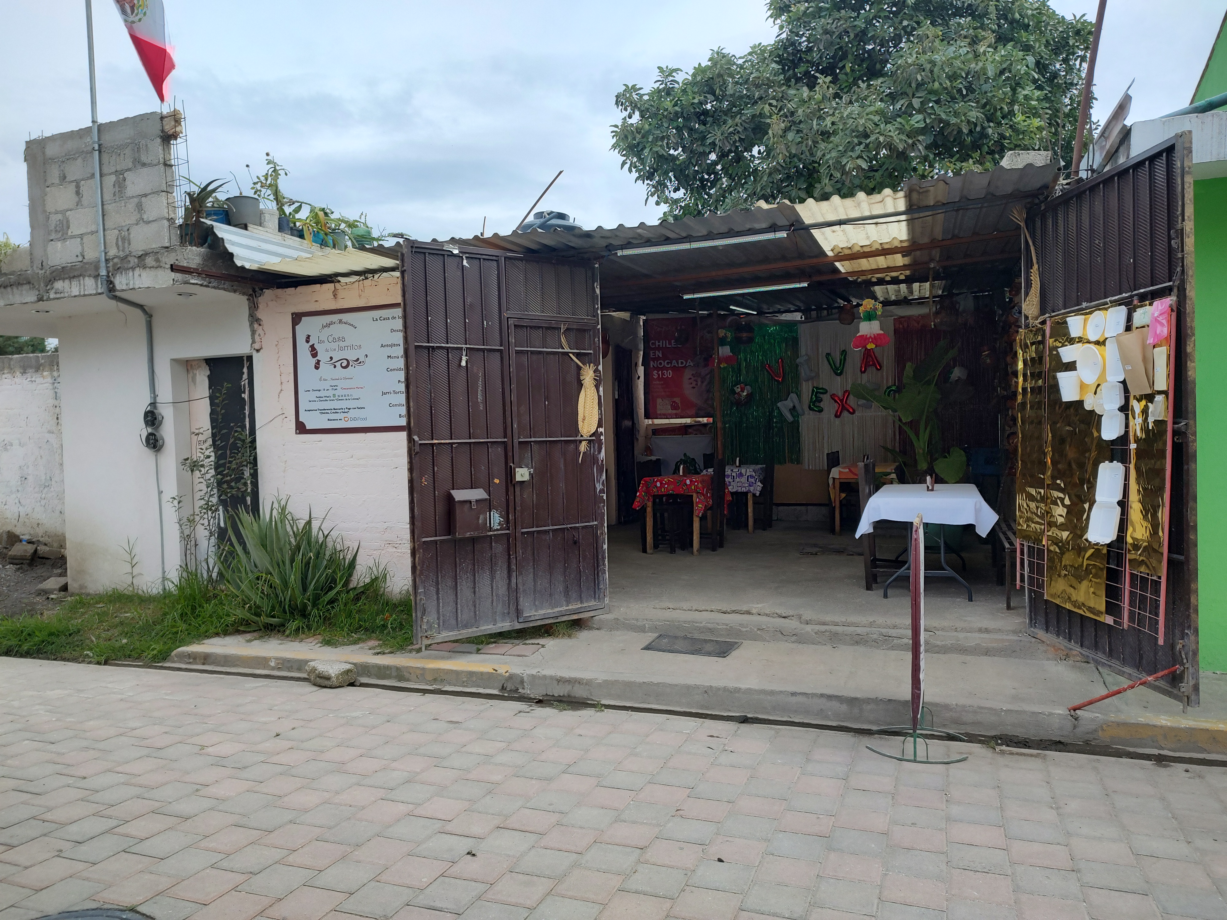 La Casa de los Jarritos image 8