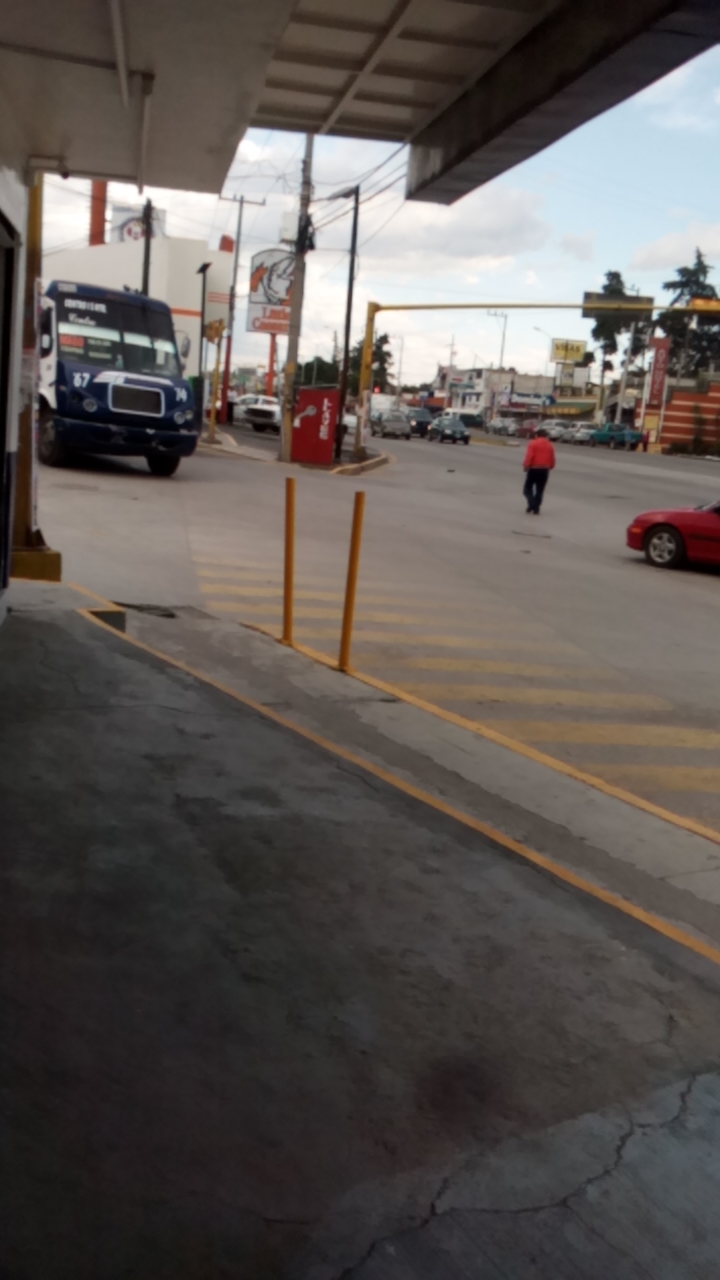 Little Caesars Pizza image 5