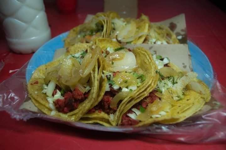 Taquería parados image 2