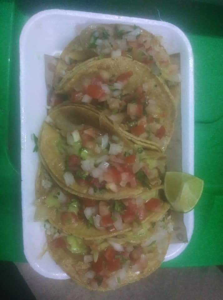 Taquería parados image 5