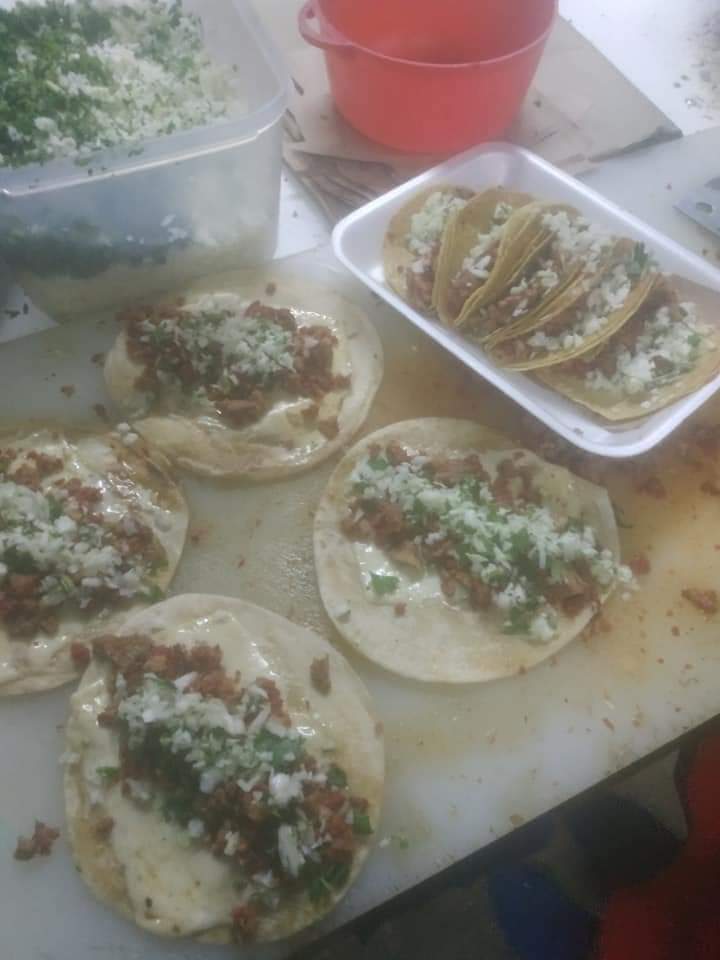 Taquería parados image 7