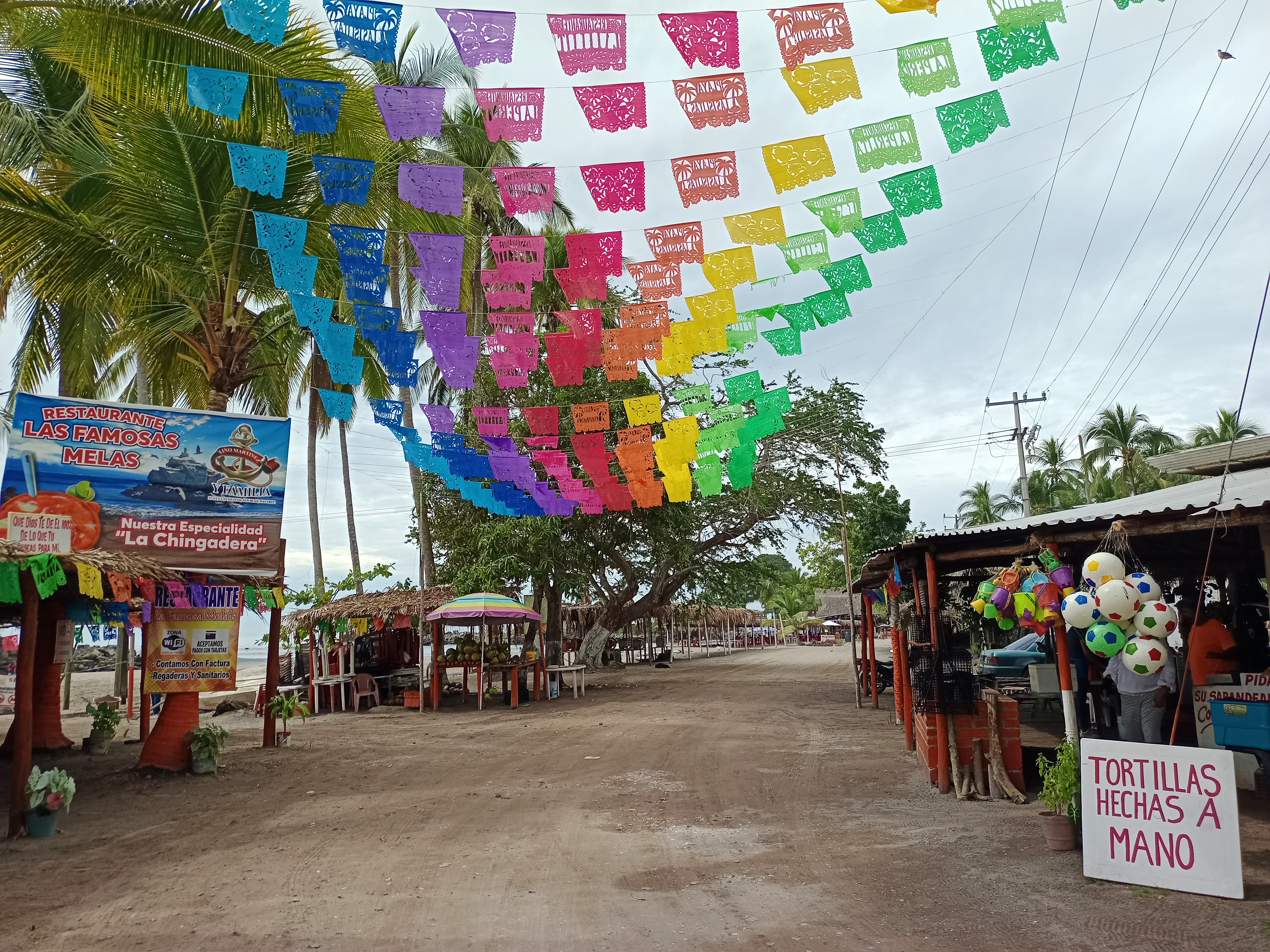 Restaurante la famosa melas image 9