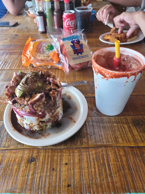 EL ROJO image 4