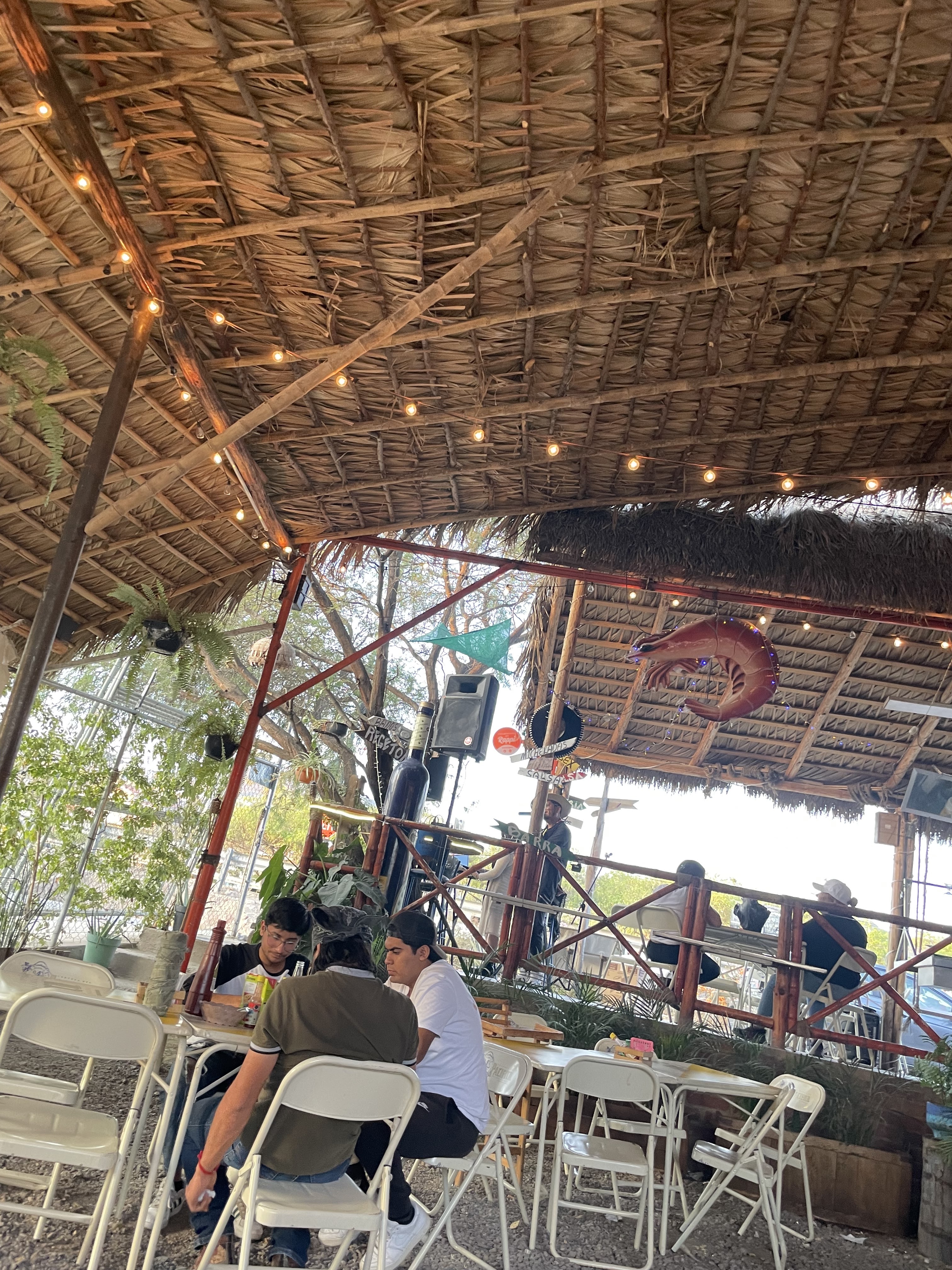 Mariscos el chavo las torres image 6