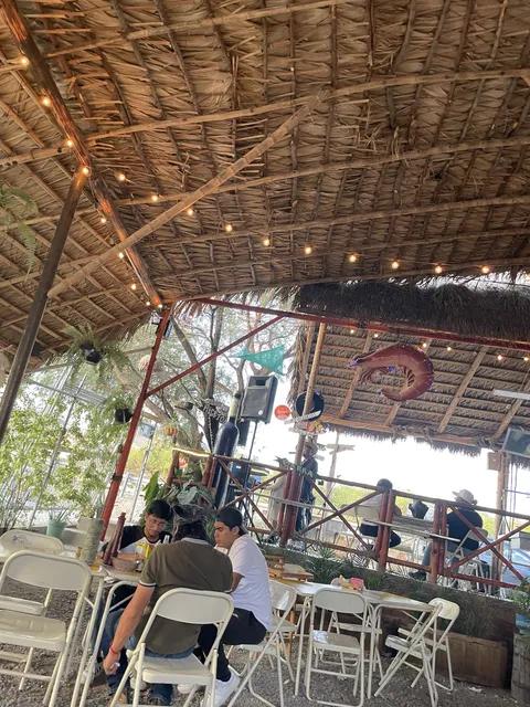 Mariscos el chavo las torres image 6