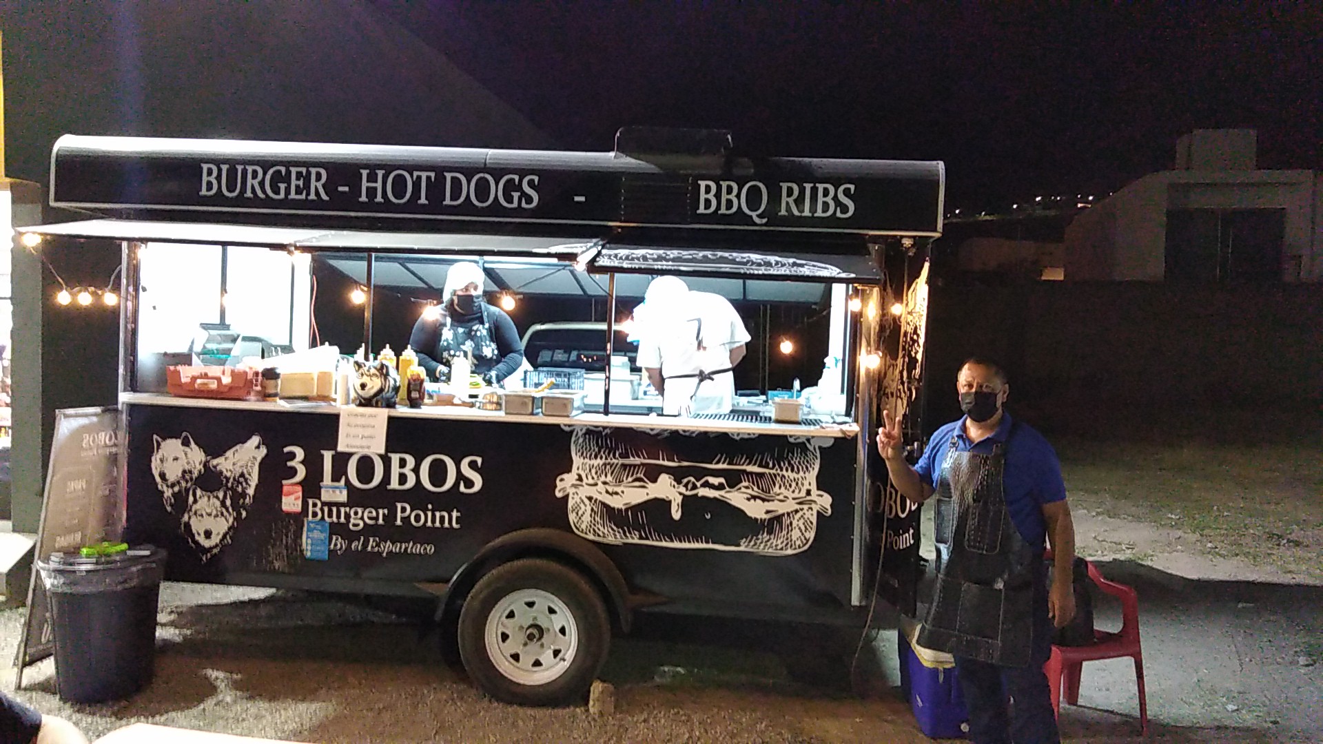 3 Lobos Burger Point image 5