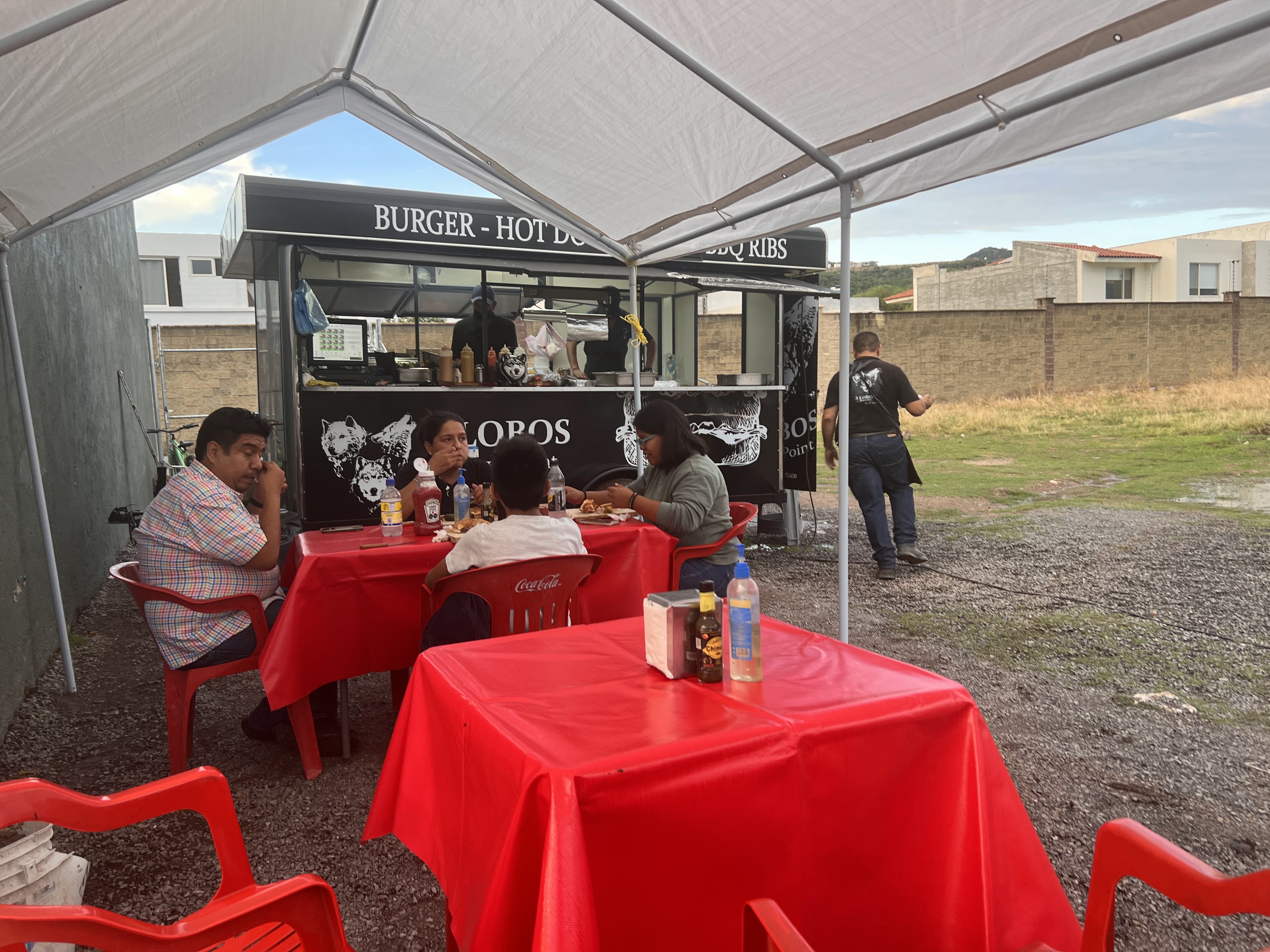 3 Lobos Burger Point image 6