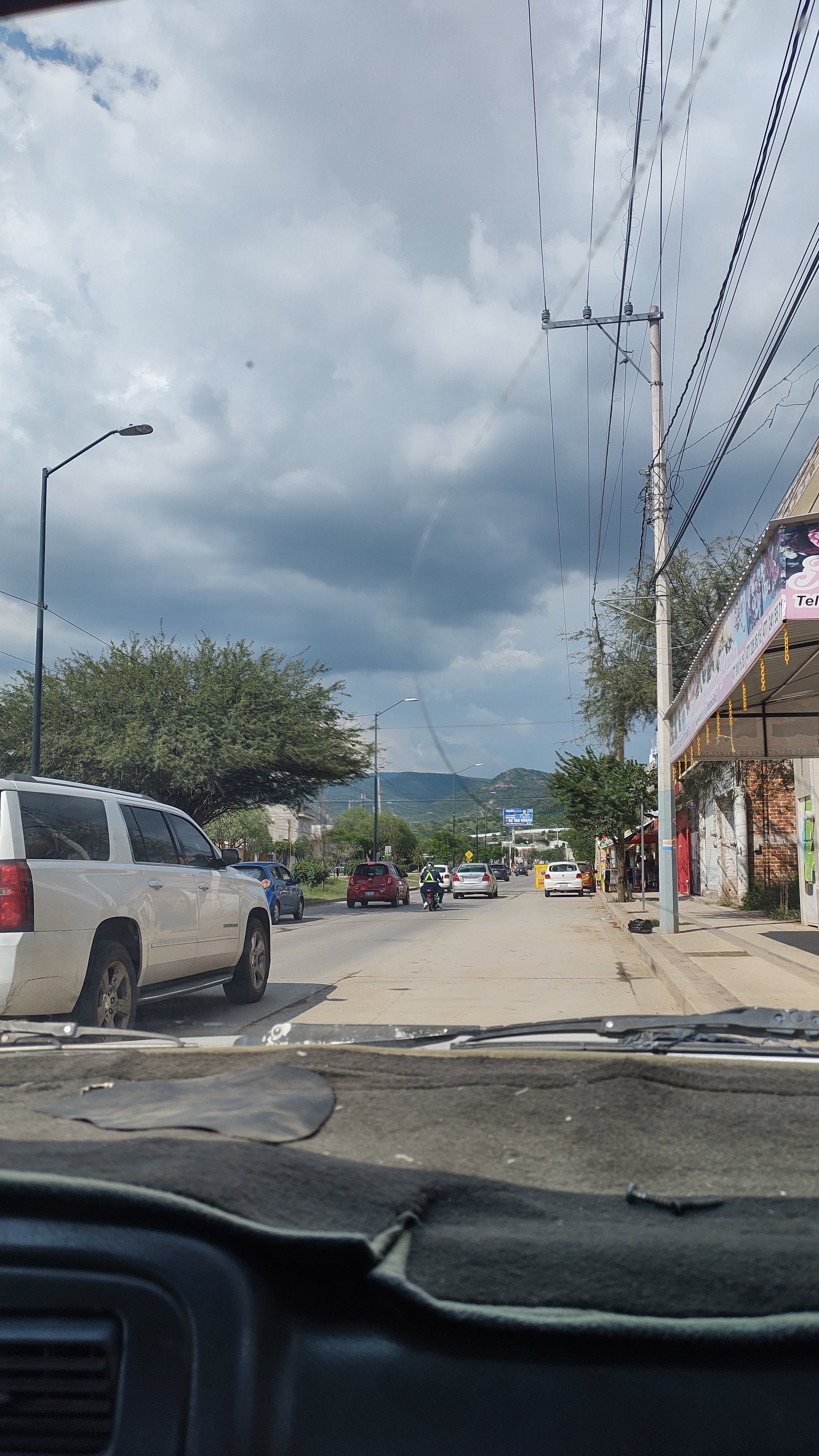 Pollo Feliz Express, Suc. El Carmen image 1
