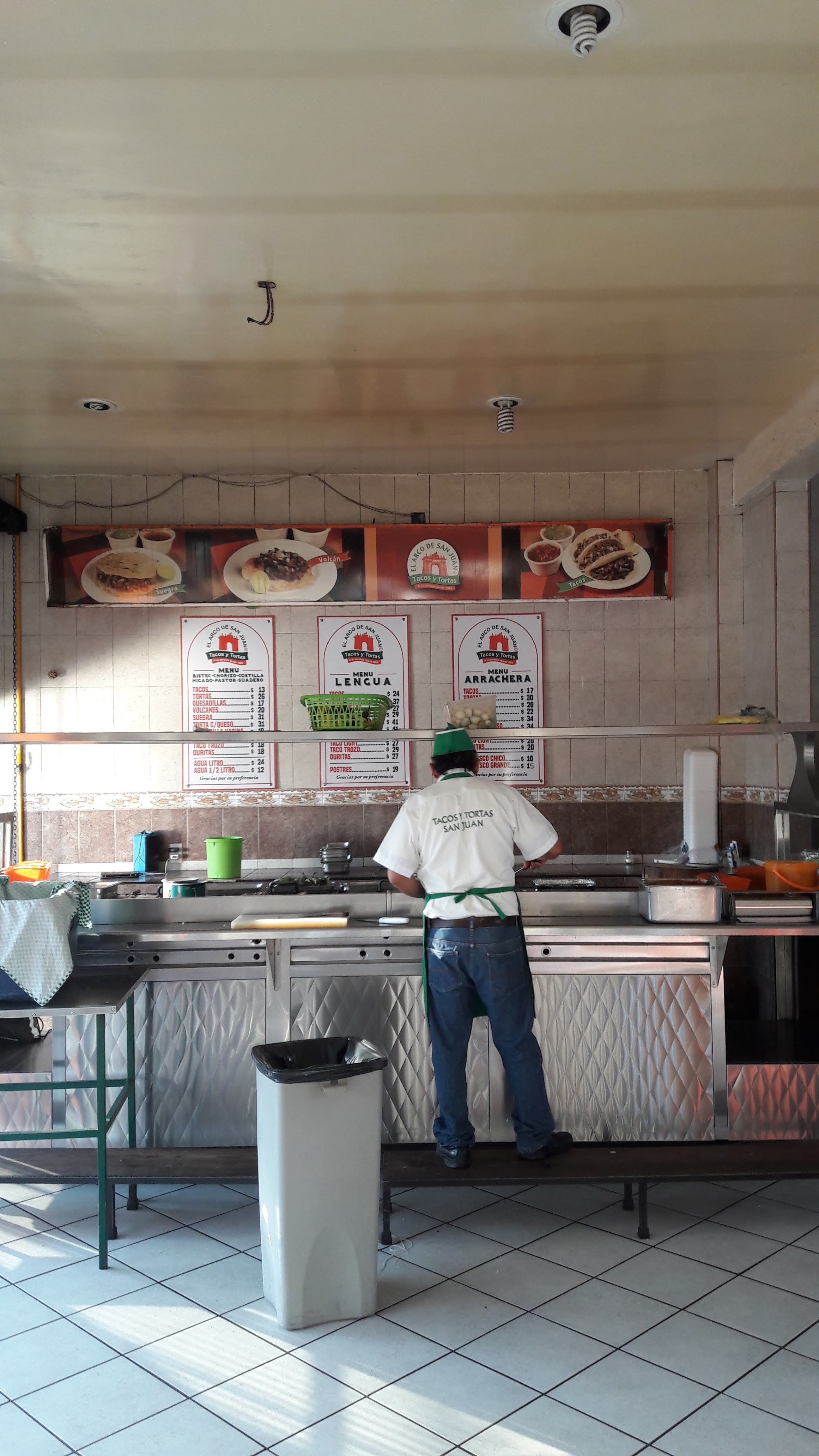 Tacos y Tortas San Juan image 9