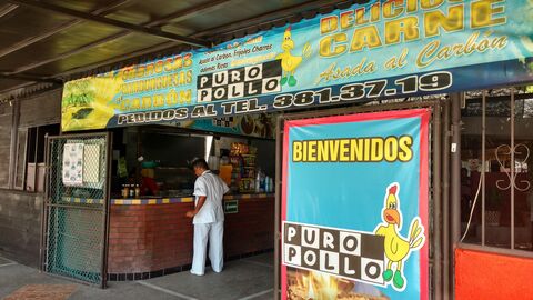 Puro Pollo image 1