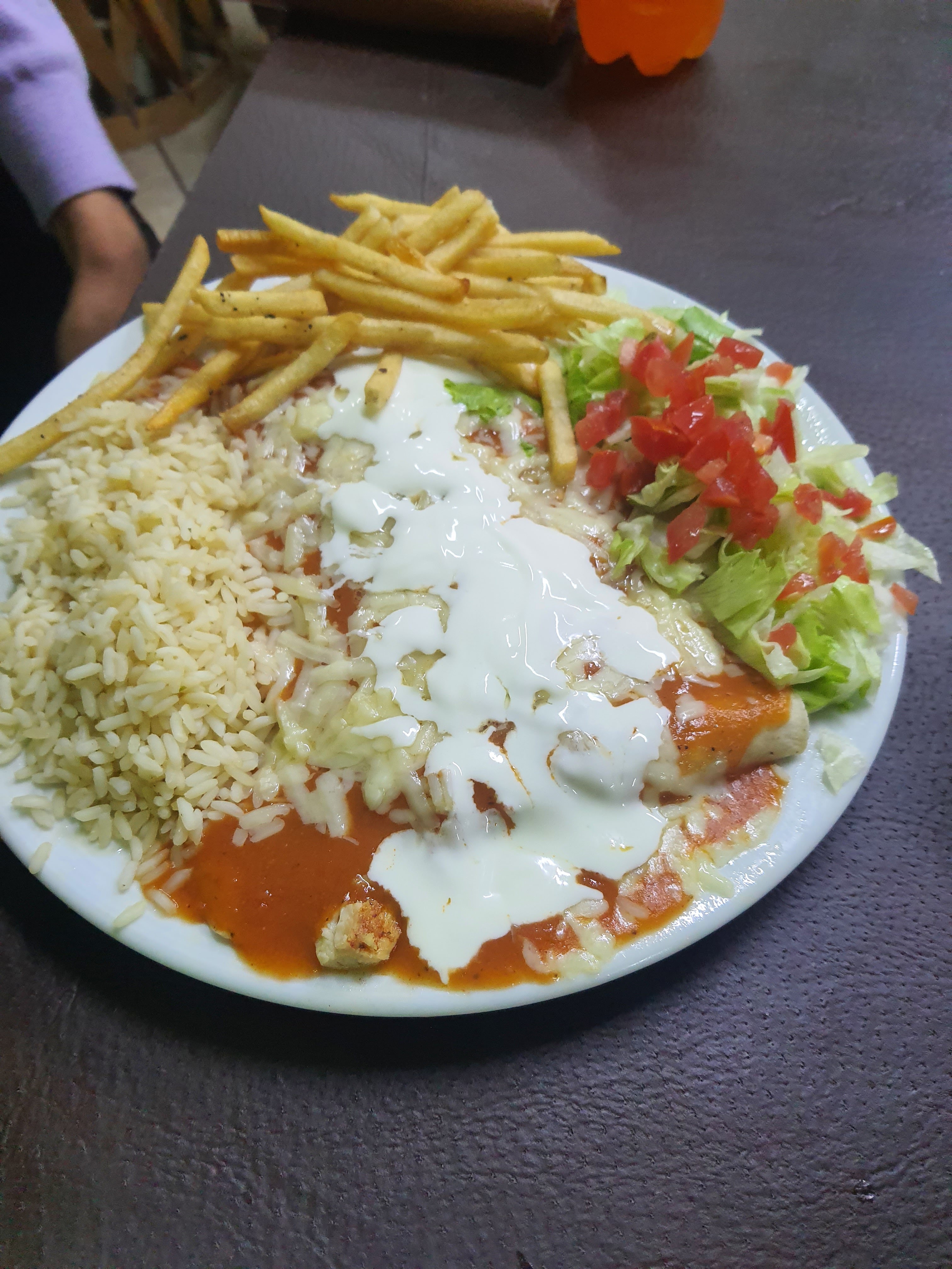 La Tremenda Delicia Restaurante image 5