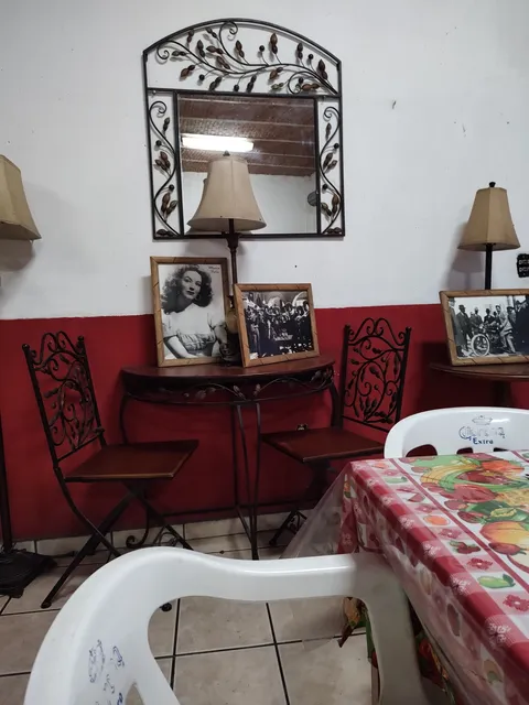 cenaduria rojas image 8
