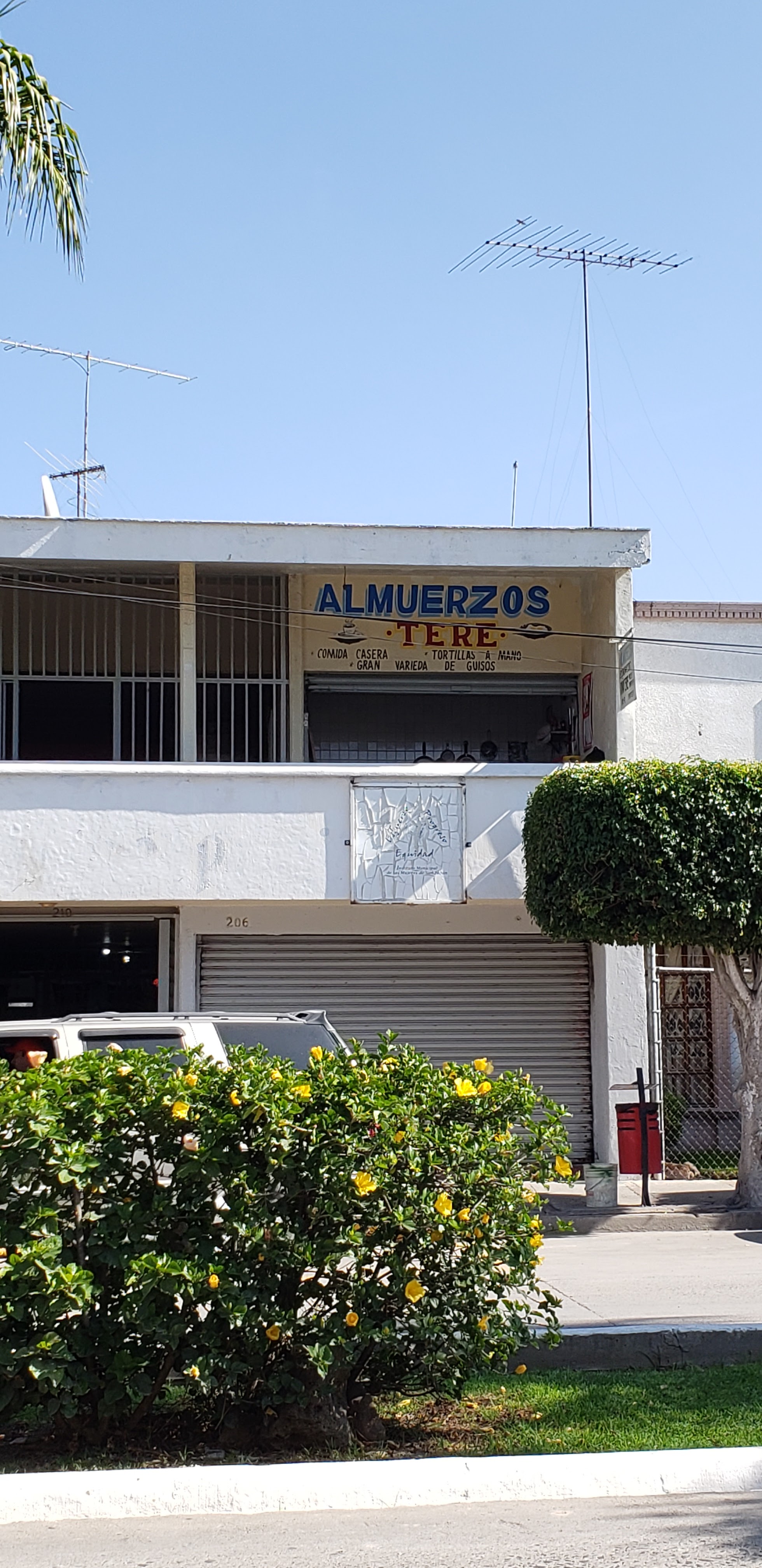 Almuerzos "Tere" image 6