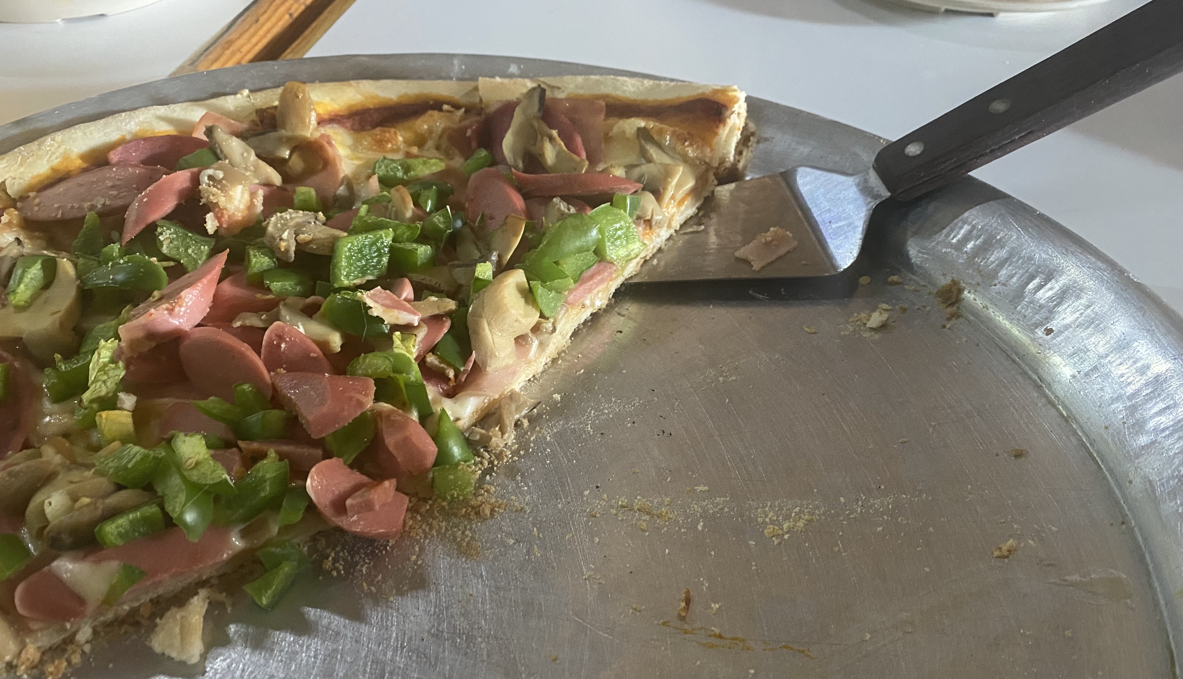 Bugattis Pizza image 3