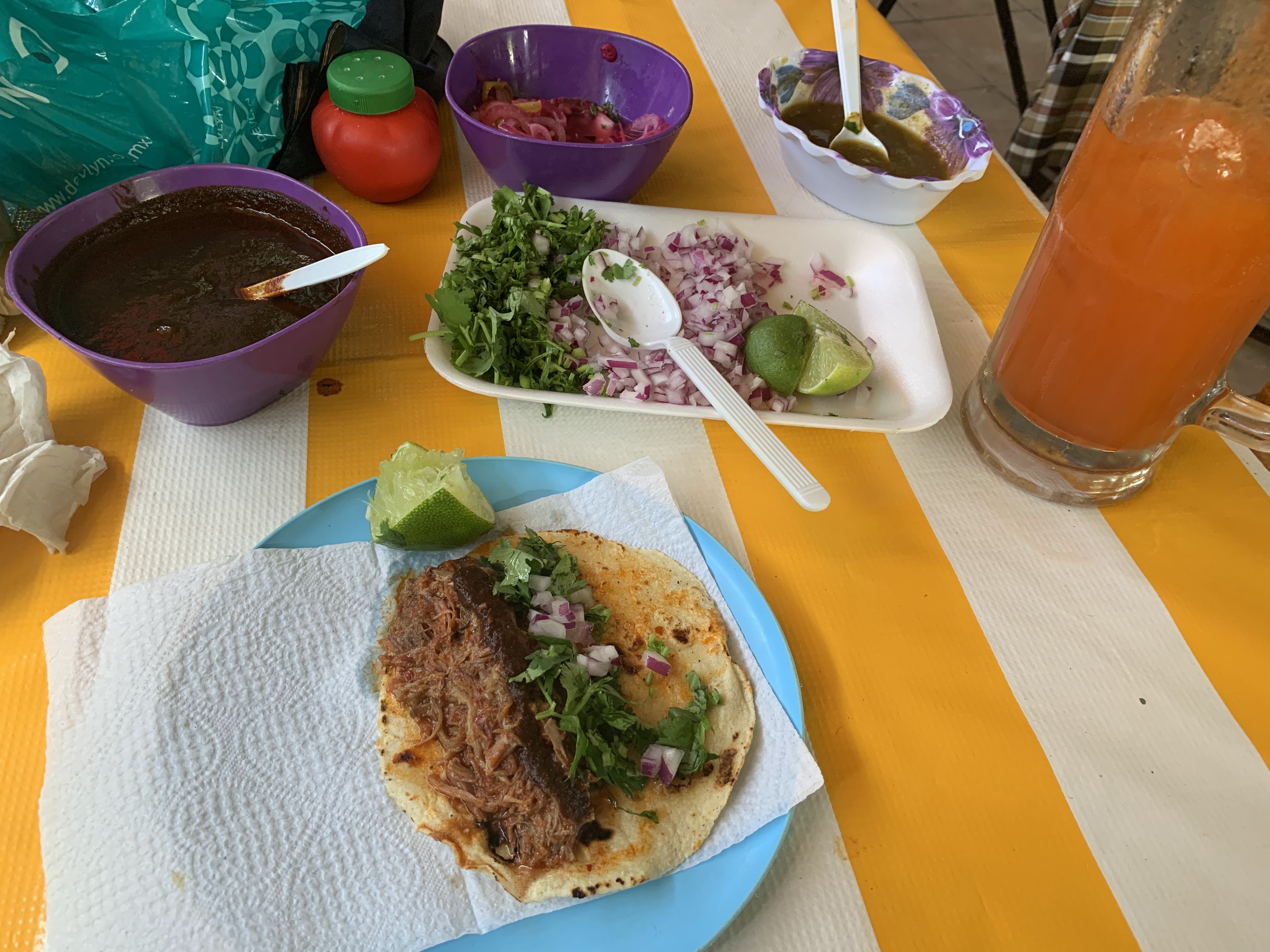 Las Gemelas Taqueria image 8