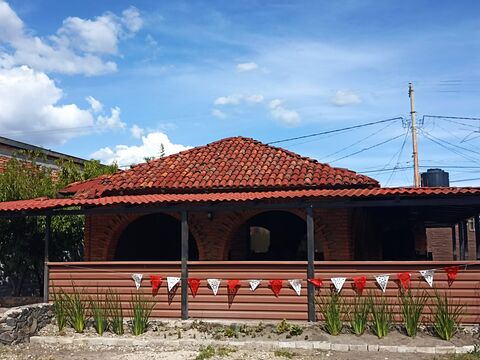 LA SUCULENTA image 2