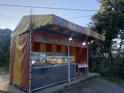 Pizzería blanquita image 8
