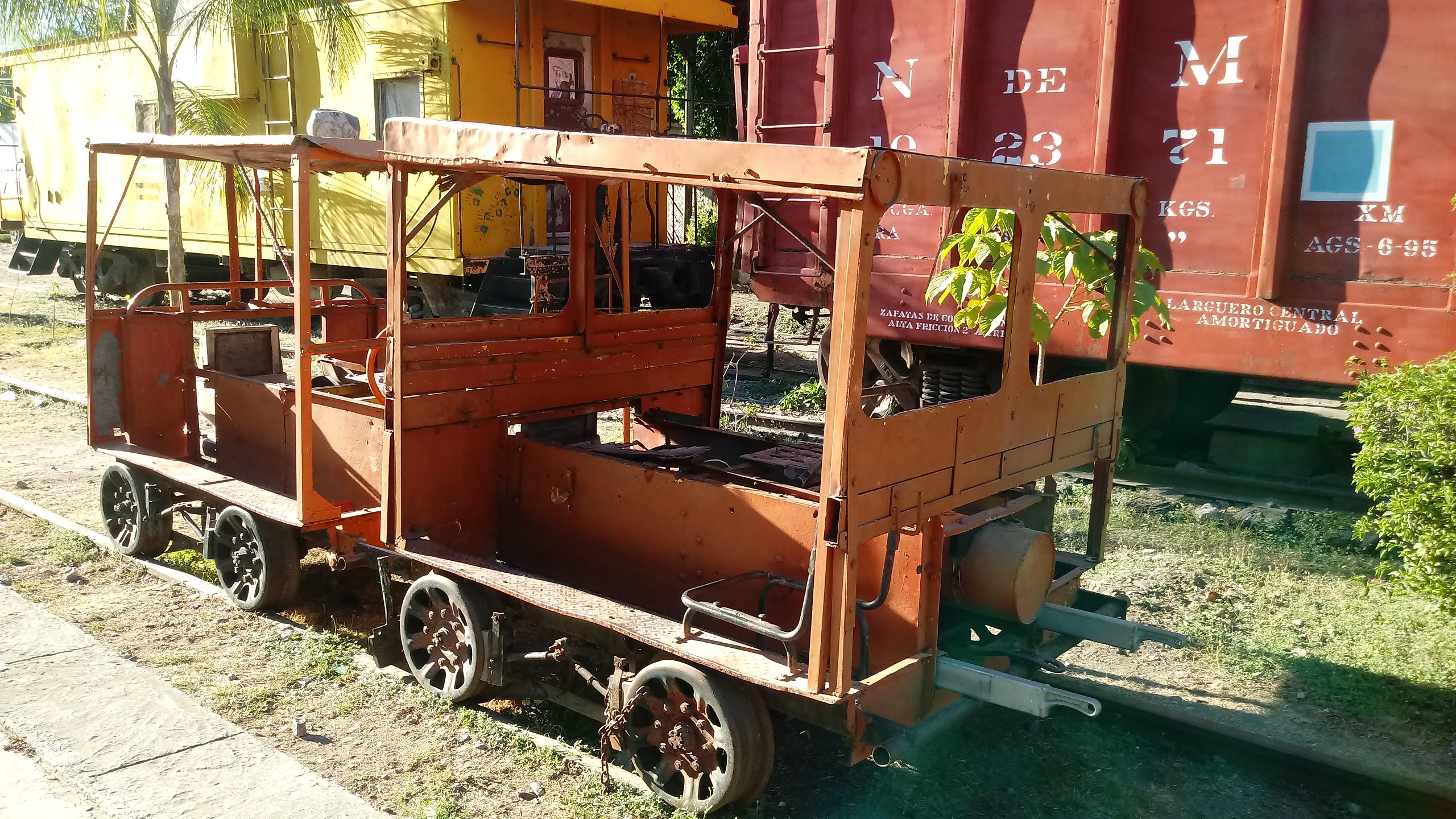 Alberto's Pizza image 7