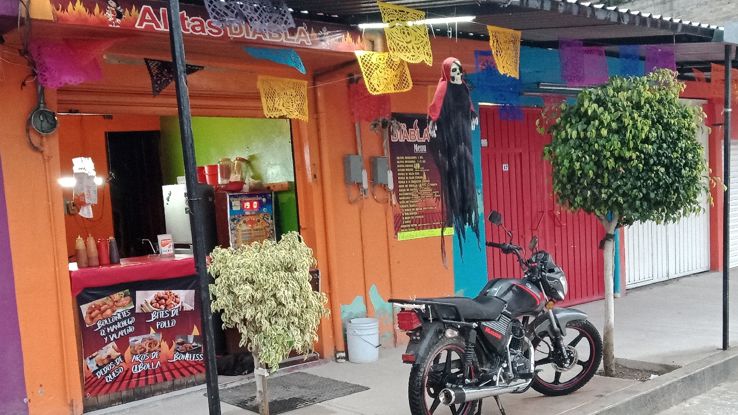 Alitas Diabla image 1