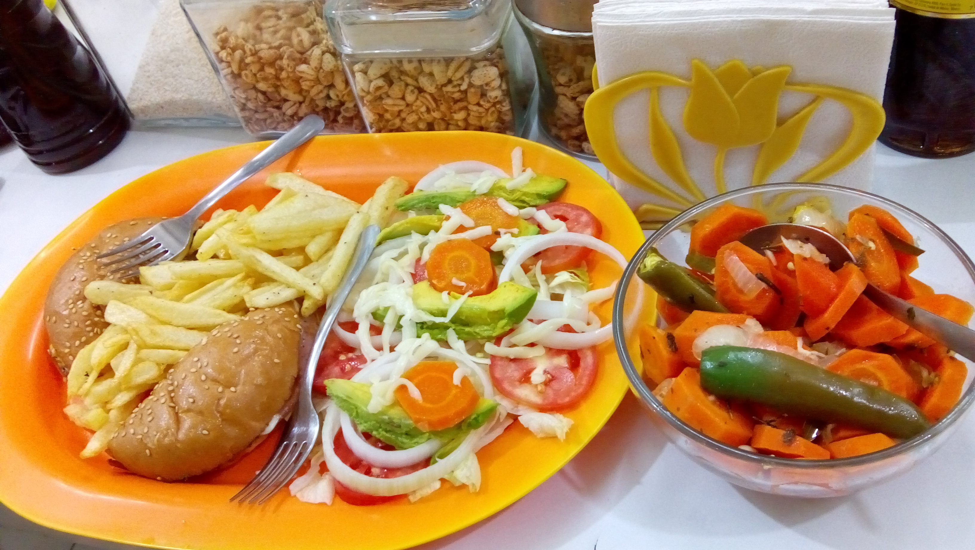 "JUGOS CASTILLO" image 1