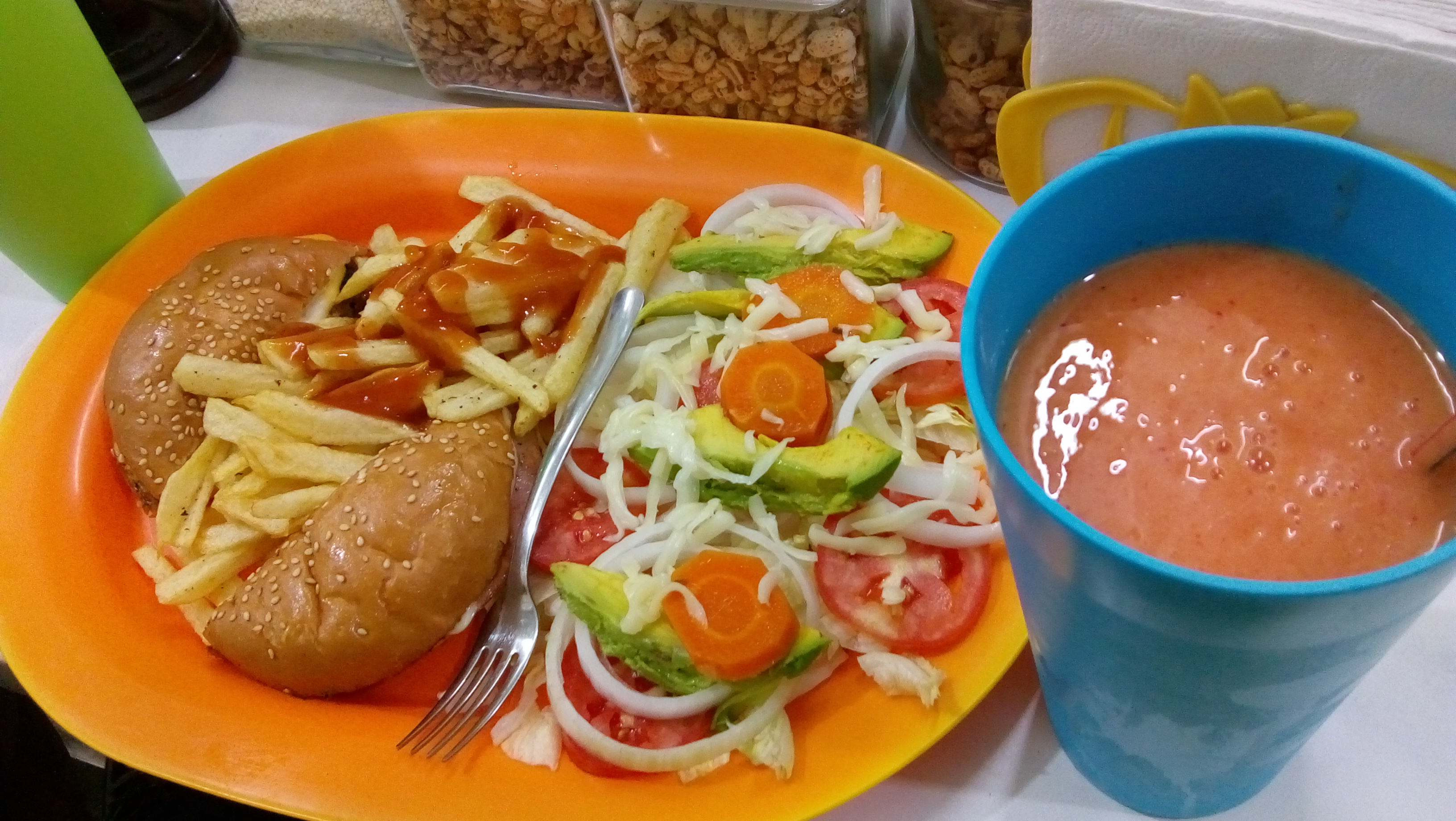 "JUGOS CASTILLO" image 3